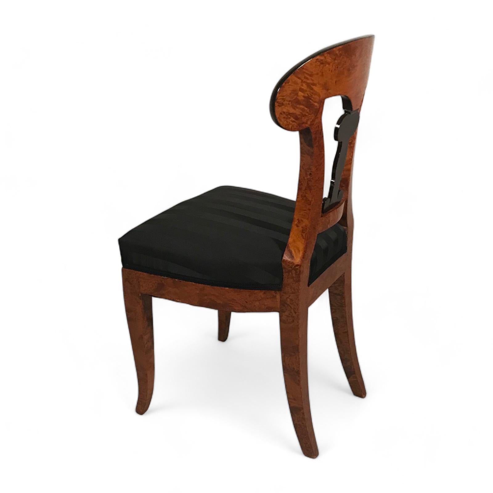 German A set of four exquisite Biedermeier Chairs, 1820 For Sale
