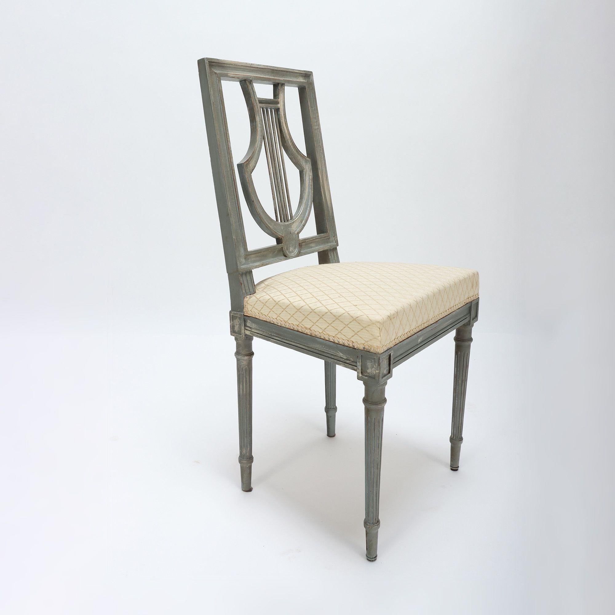 Early 20th Century Set of Four French Louis XVI Style Painted Chairs, Lyre Model, C.1900 For Sale