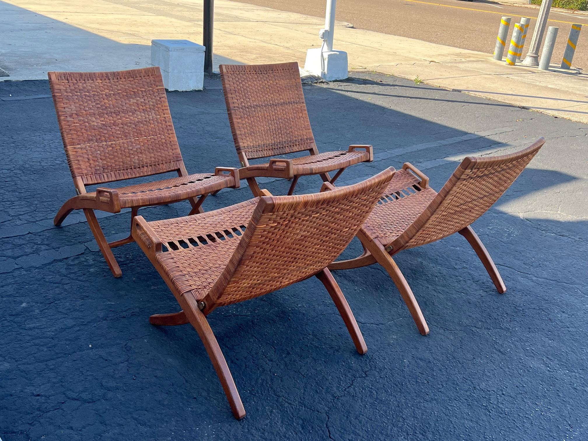 A Set Of Four Hans Wegner Folding Chairs For Sale 6