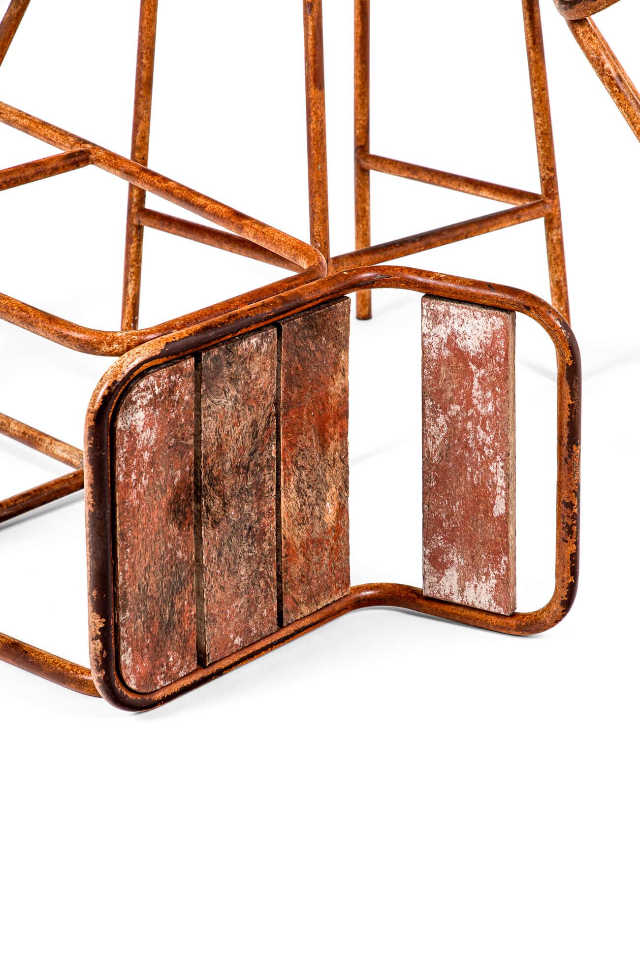 A Set of Four Italian Industrial Bar Stools In Good Condition For Sale In Faversham, GB