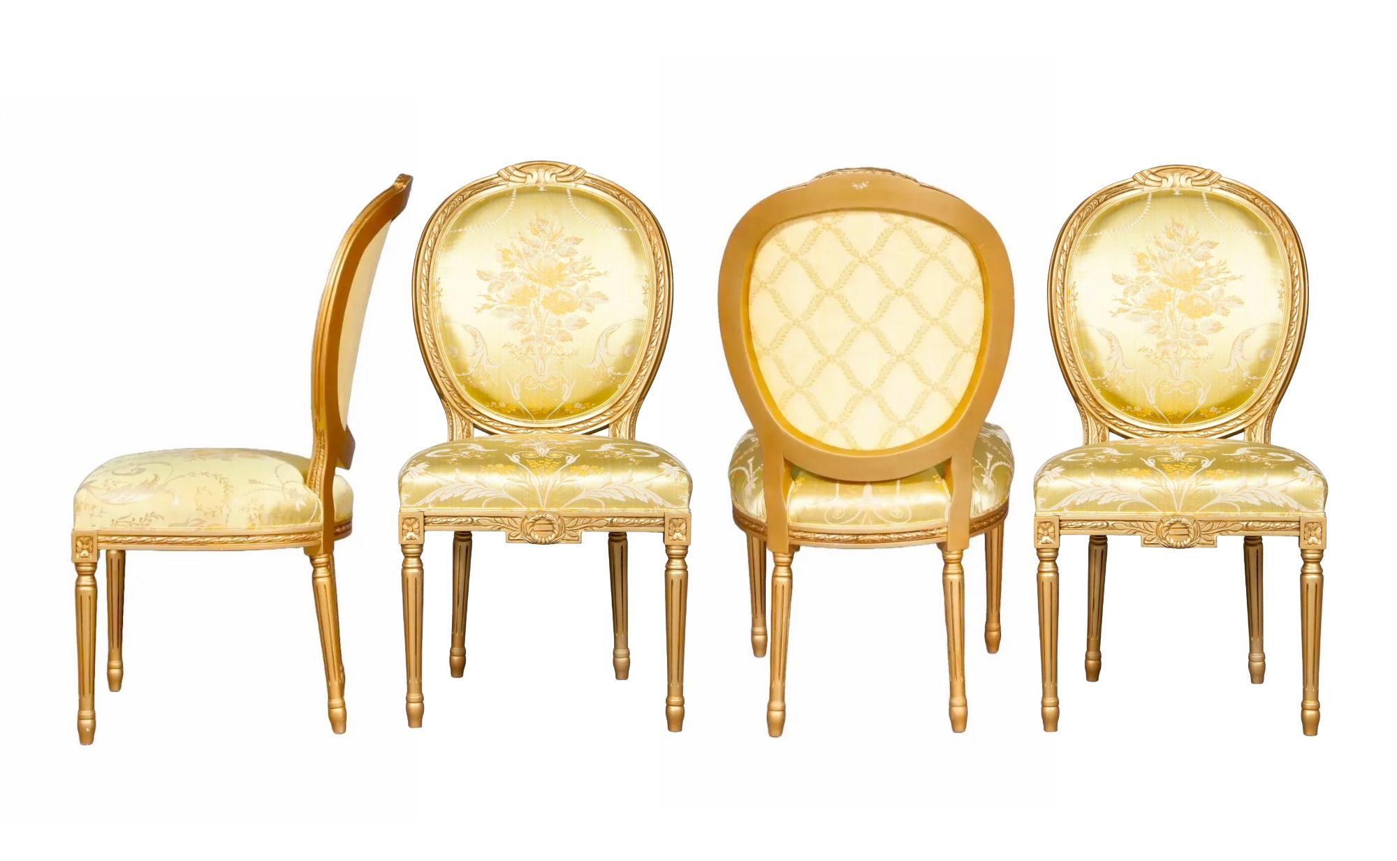 20th Century A Set of Four Italian Painted Gilt Wood Frame Louis XVI Style Dining Chairs For Sale