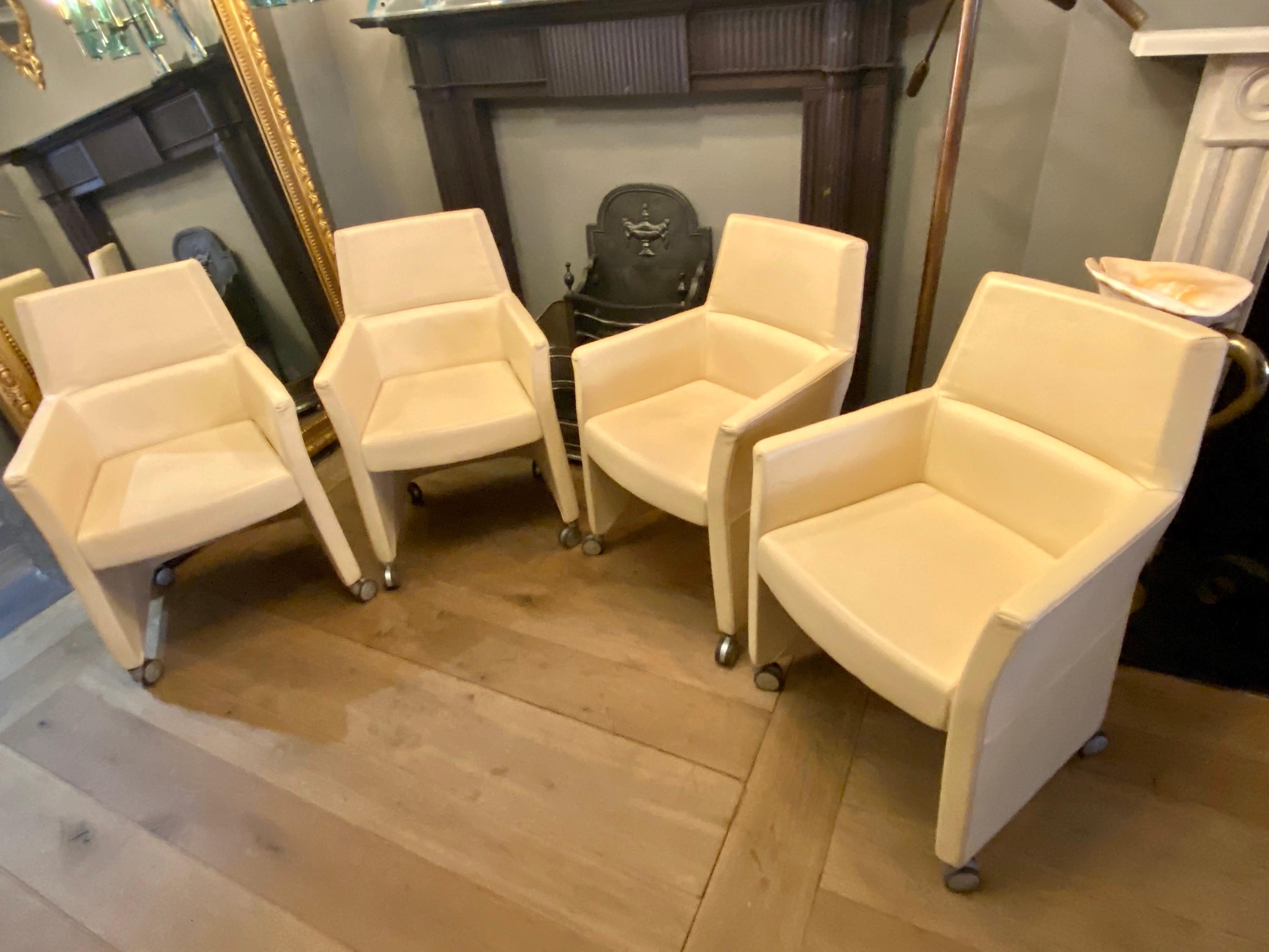 Set of Four Italian White Leather Chairs by Enrico Pellizzoni In Good Condition In London, GB