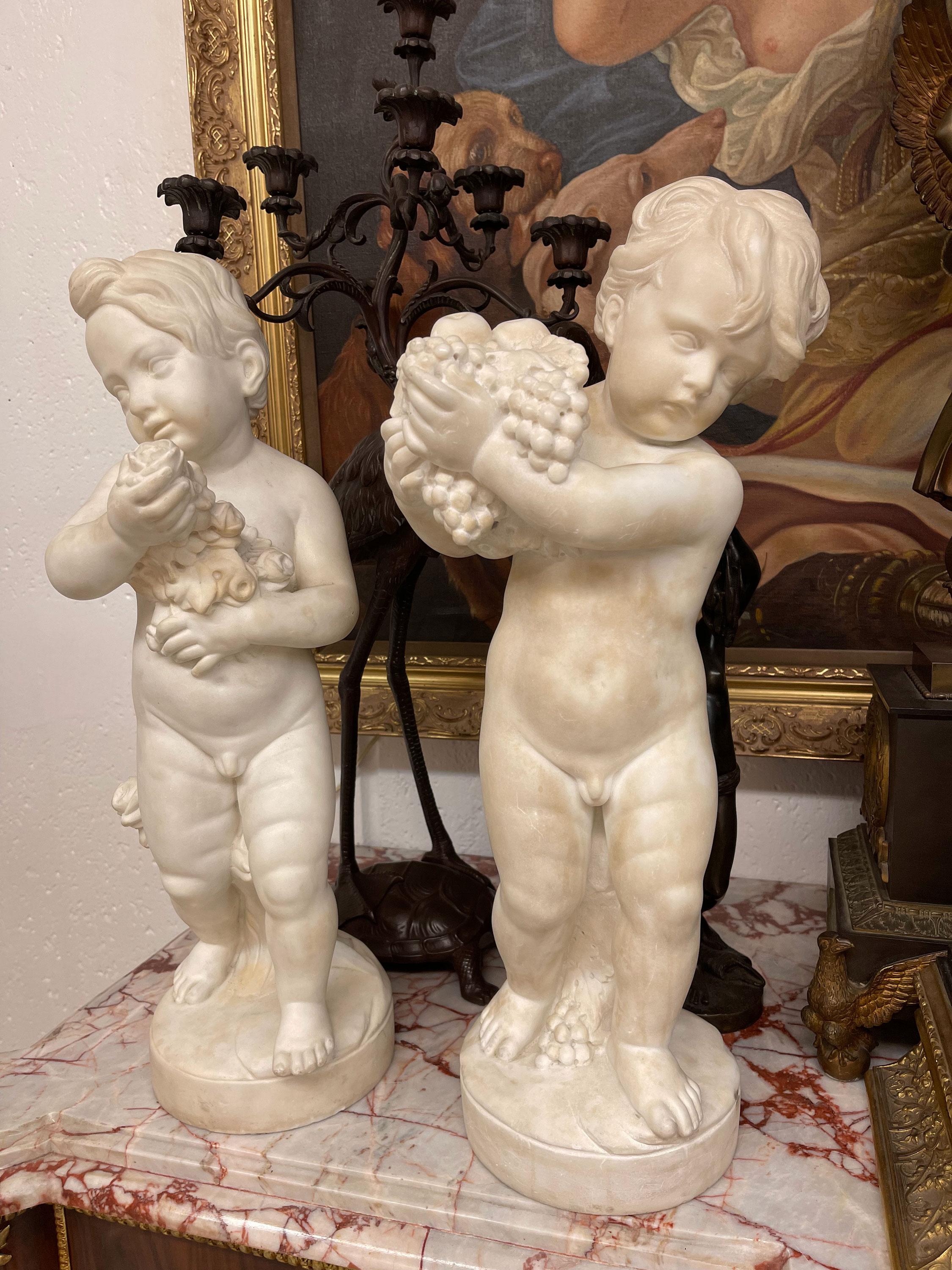 Set of Four Marble Figures Emblematic of the Four Seasons, Italy 18th Century In Good Condition For Sale In Pasadena, CA