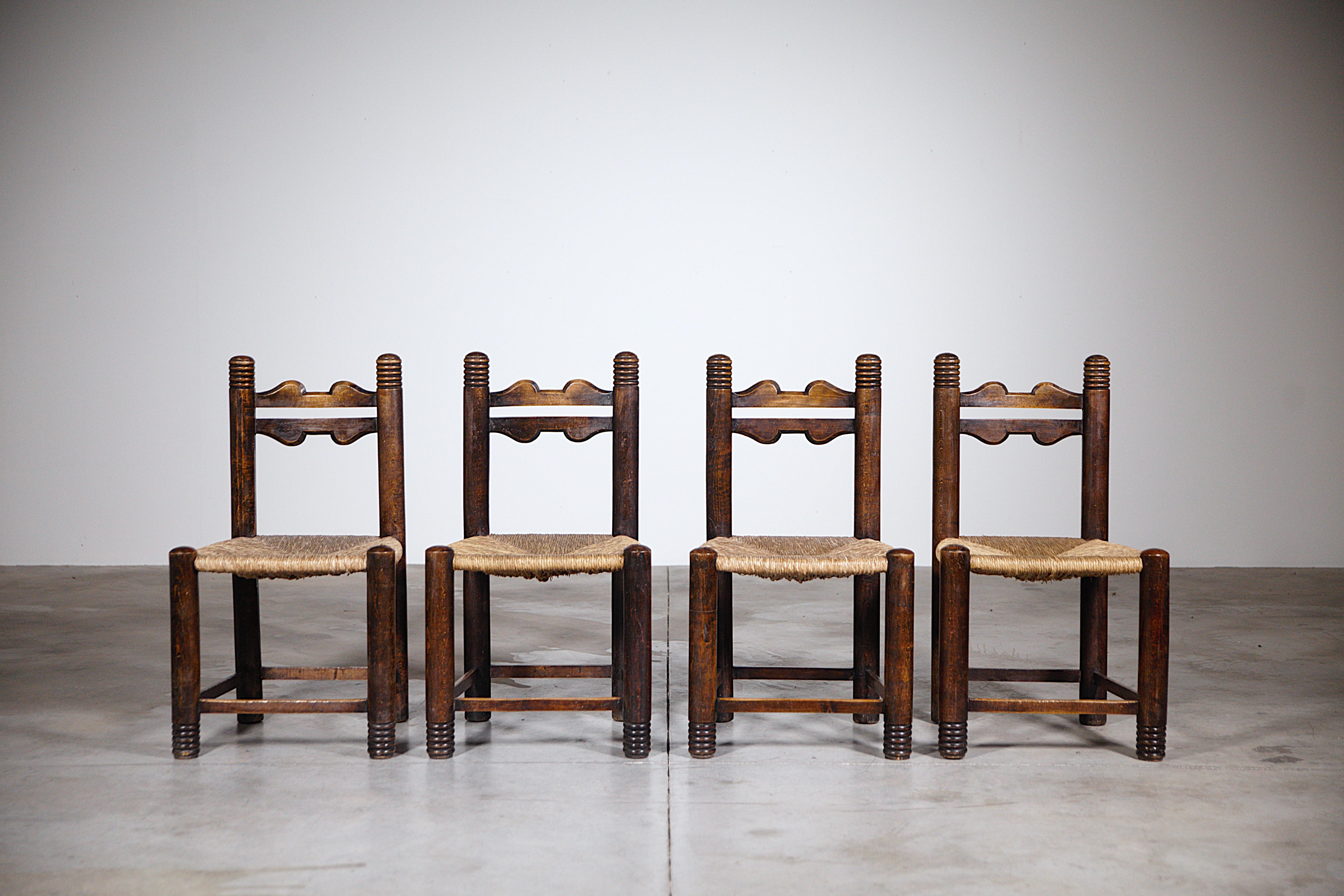 A Set of Four Mountain Dining Chairs France 1960's (Französisch) im Angebot