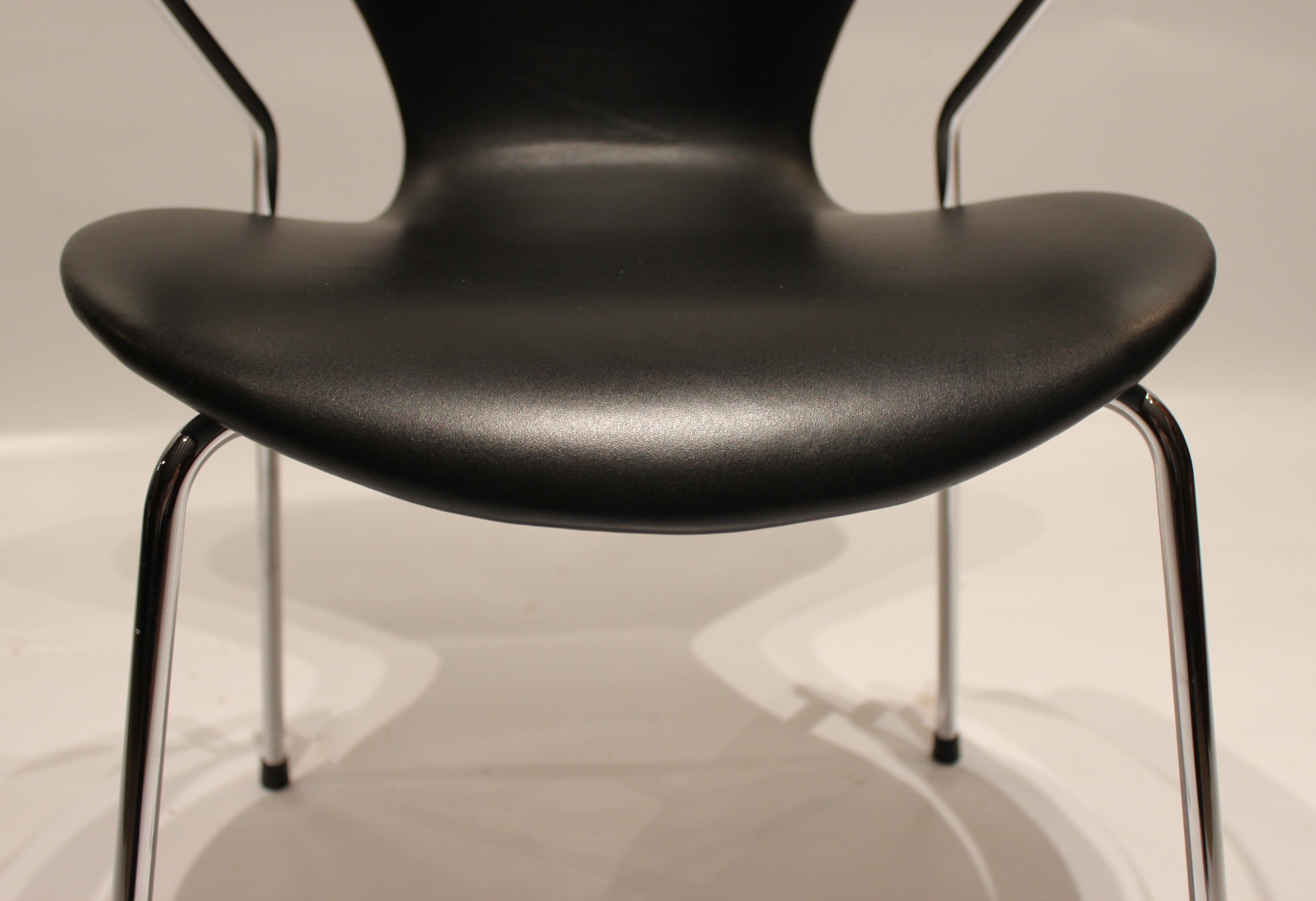 Leather Set of Four Seven Chairs, Model 3207, by Arne Jacobsen and Fritz Hansen, 2006