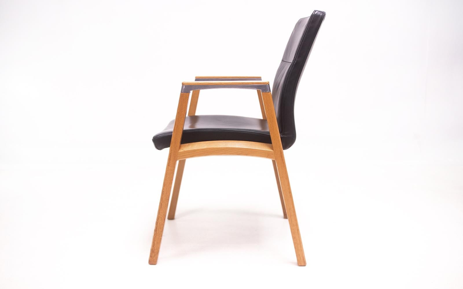 Set of Four Sven Christiansen for Sven Fulcrum Leather Office Armchairs In Good Condition For Sale In STOKE ON TRENT, GB