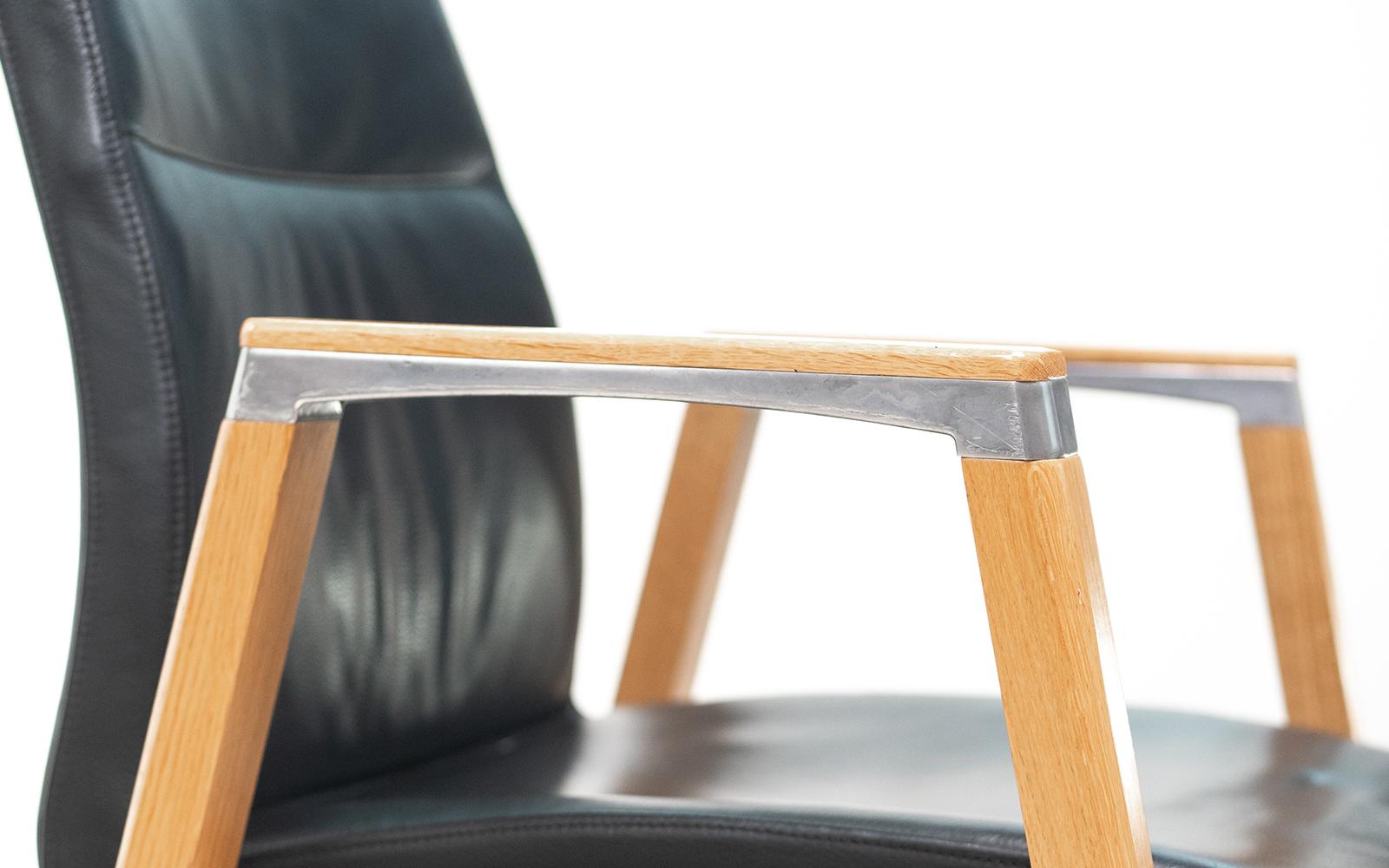 Set of Four Sven Christiansen for Sven Fulcrum Leather Office Armchairs For Sale 2