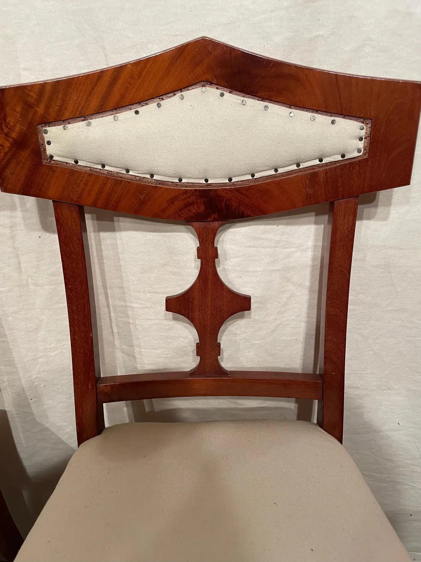Svedese Un set di quattro sedie Biedermeier svedesi, 1830 in vendita