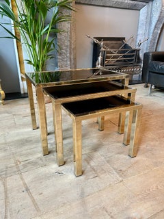 Ensemble de tables gigognes plaquées or par Belgo Chrome