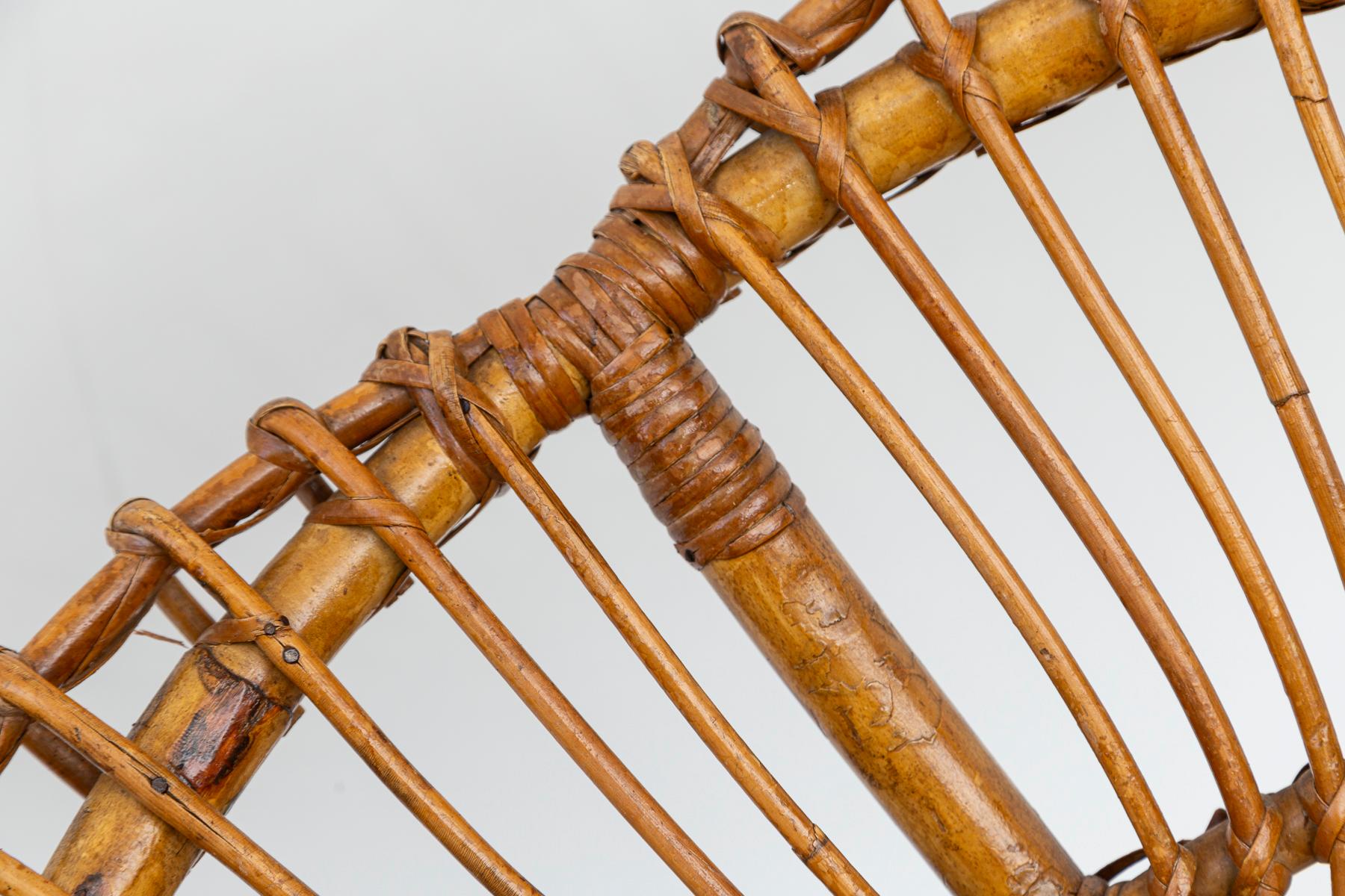 Ensemble de chaises et tables italiennes en bambou du milieu du siècle dernier en vente 2