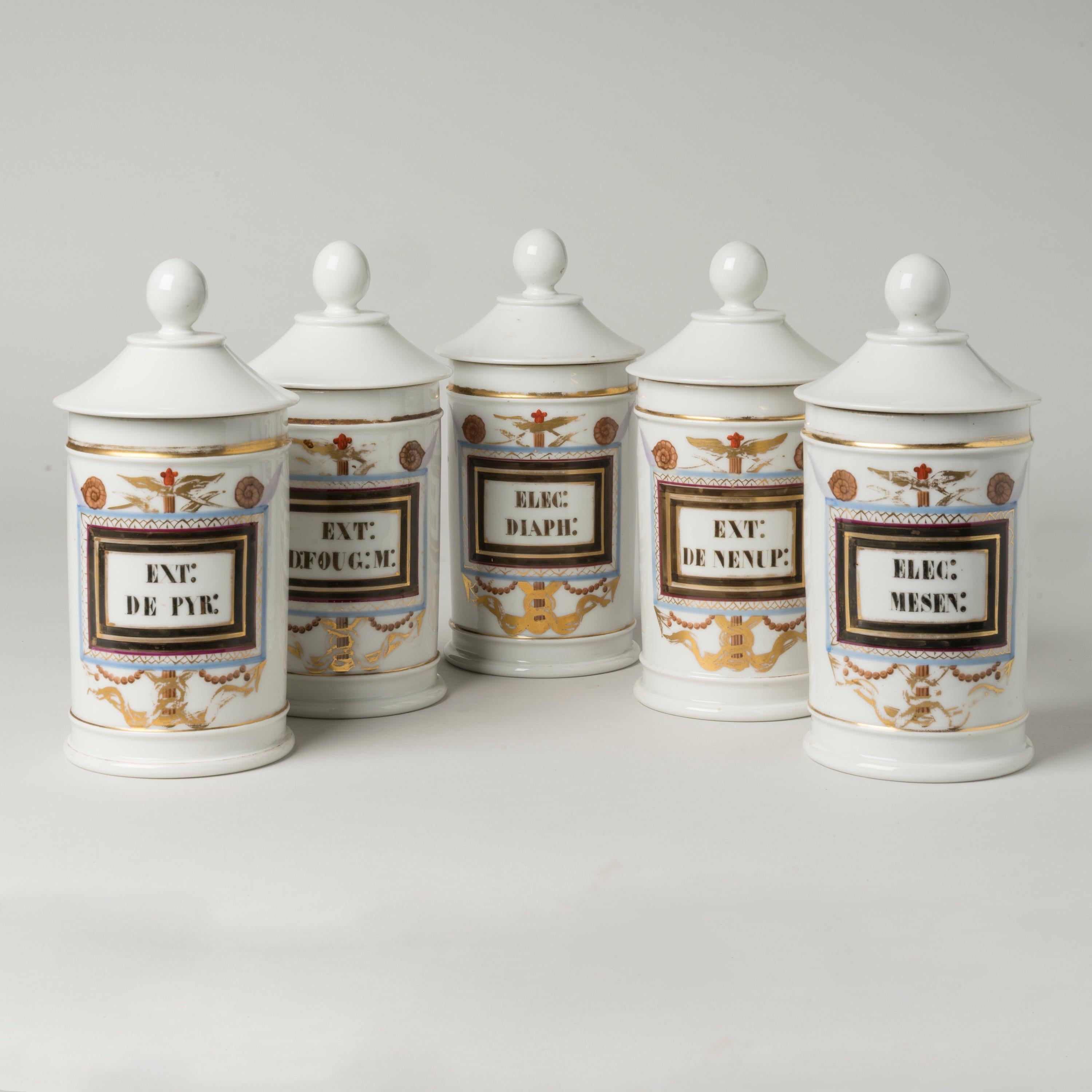 Conjunto de grandes tarros de boticario de porcelana de París con tapa Francés en venta