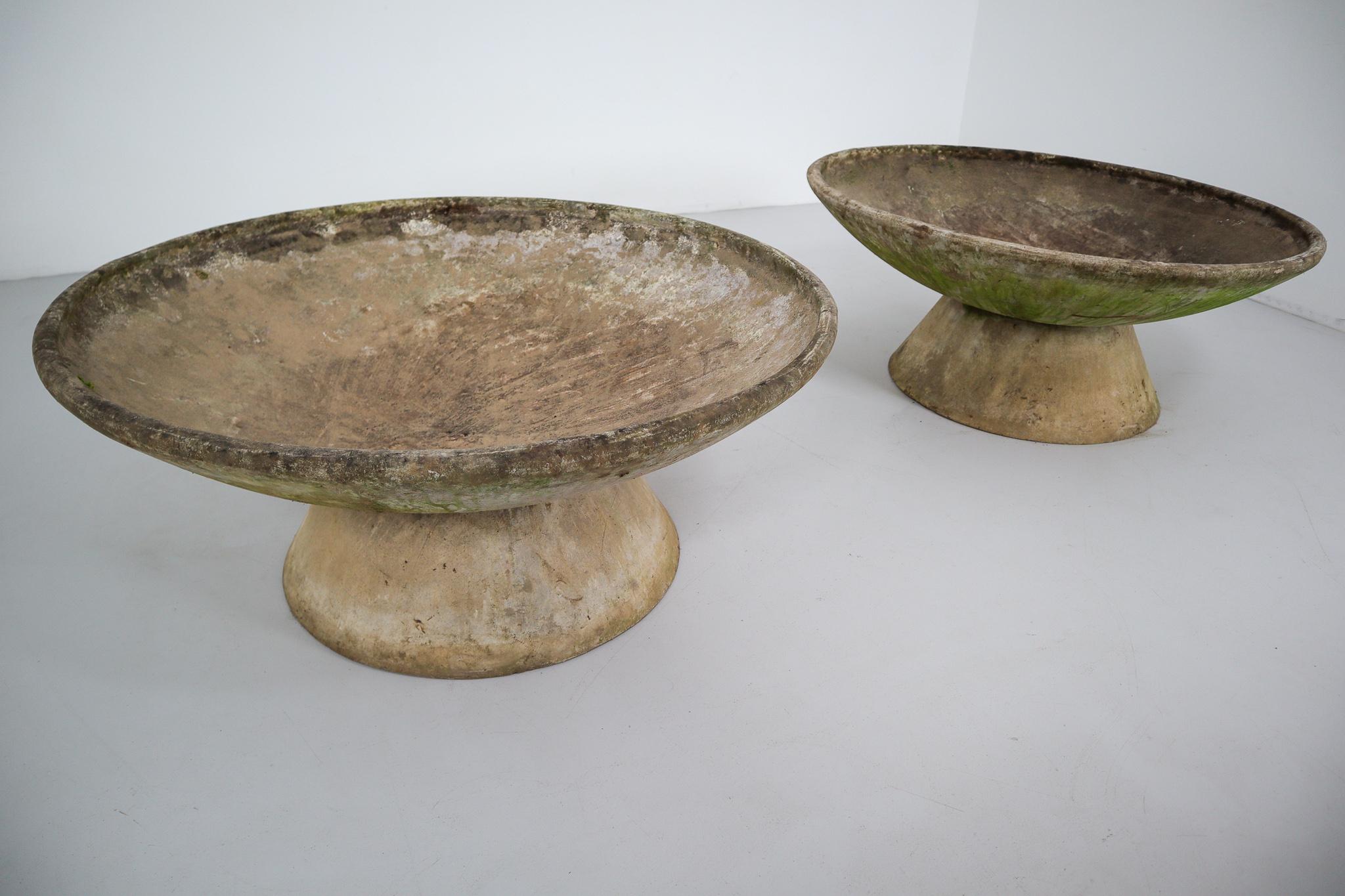 Mid-Century Modern Set of Large Midcentury Willy Guhl Garden Stone Planters on Stands