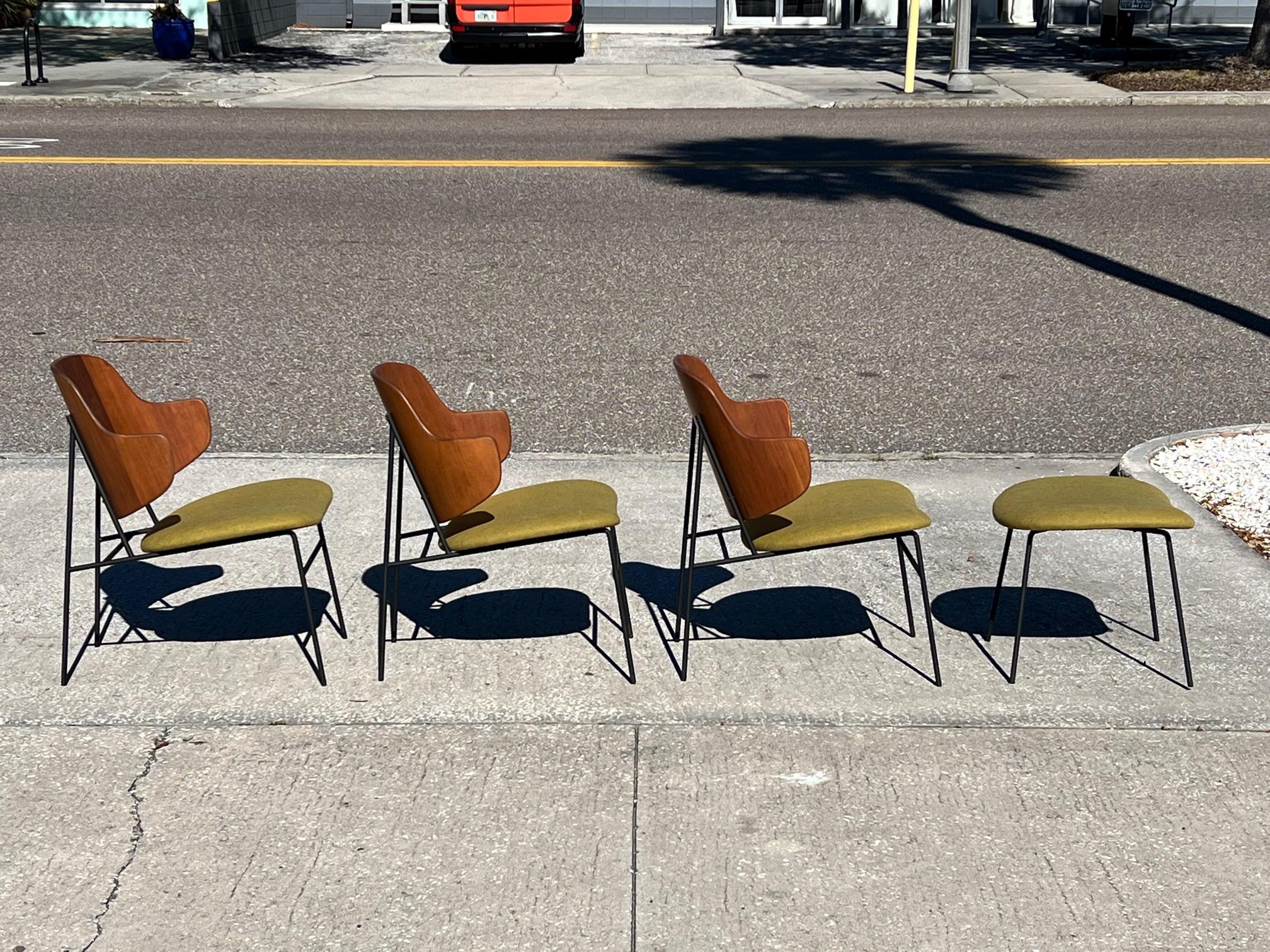Ensemble de chaises basses Kofod Larsen Penguin avec repose-pieds en vente 7