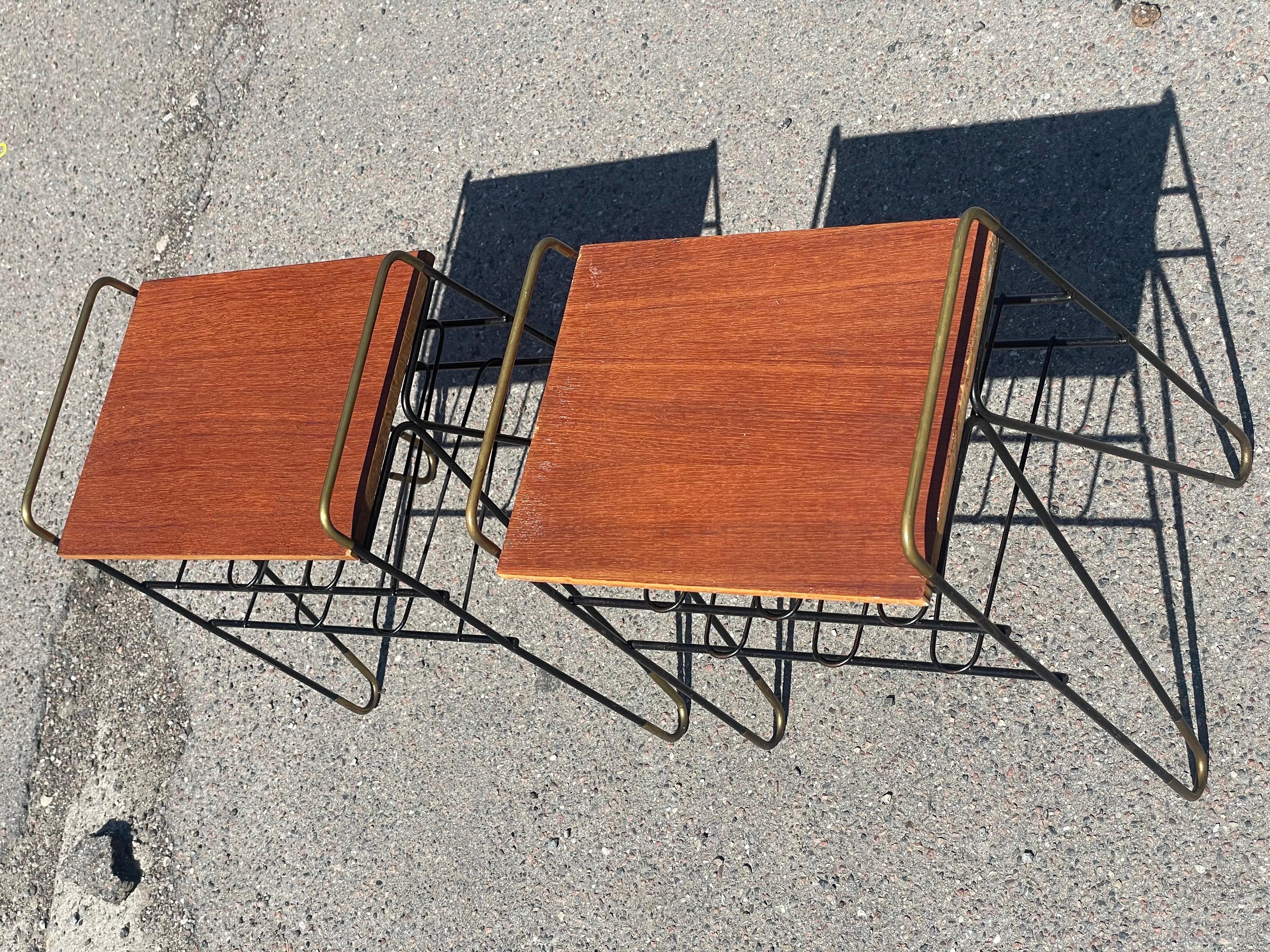 Mid-Century Modern A set of minimalistic Mid Century modern string nightstands from the 1960s For Sale