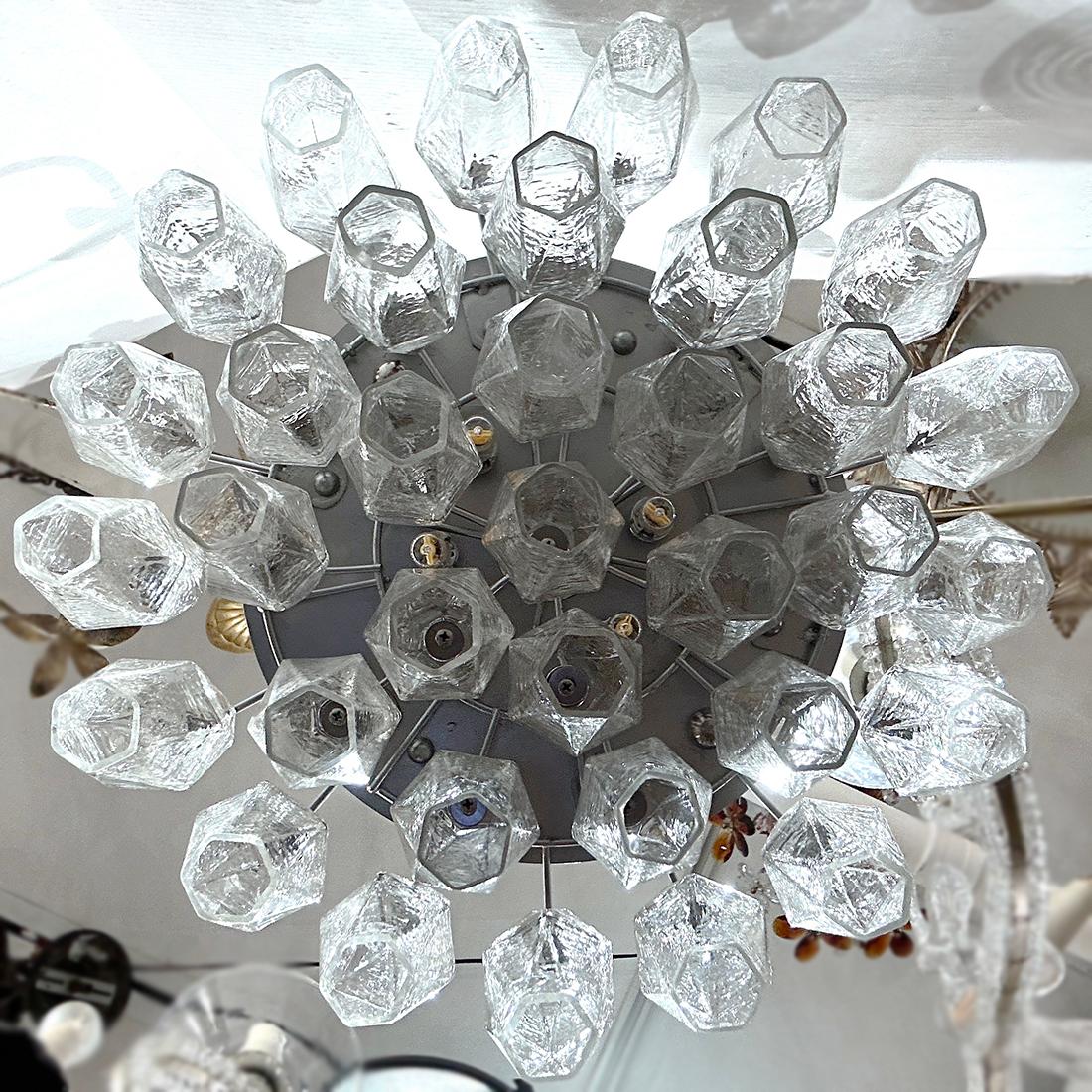 italien Ensemble de luminaires en verre modernes, vendus individuellement en vente