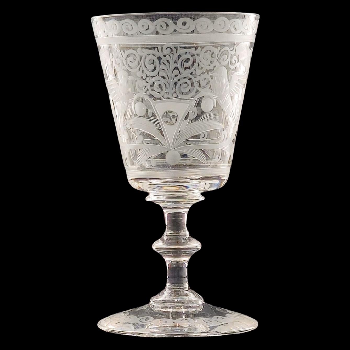 Un set di bicchieri da porto, incisi e incidibili, Lobmeyr C1880 in vendita 1