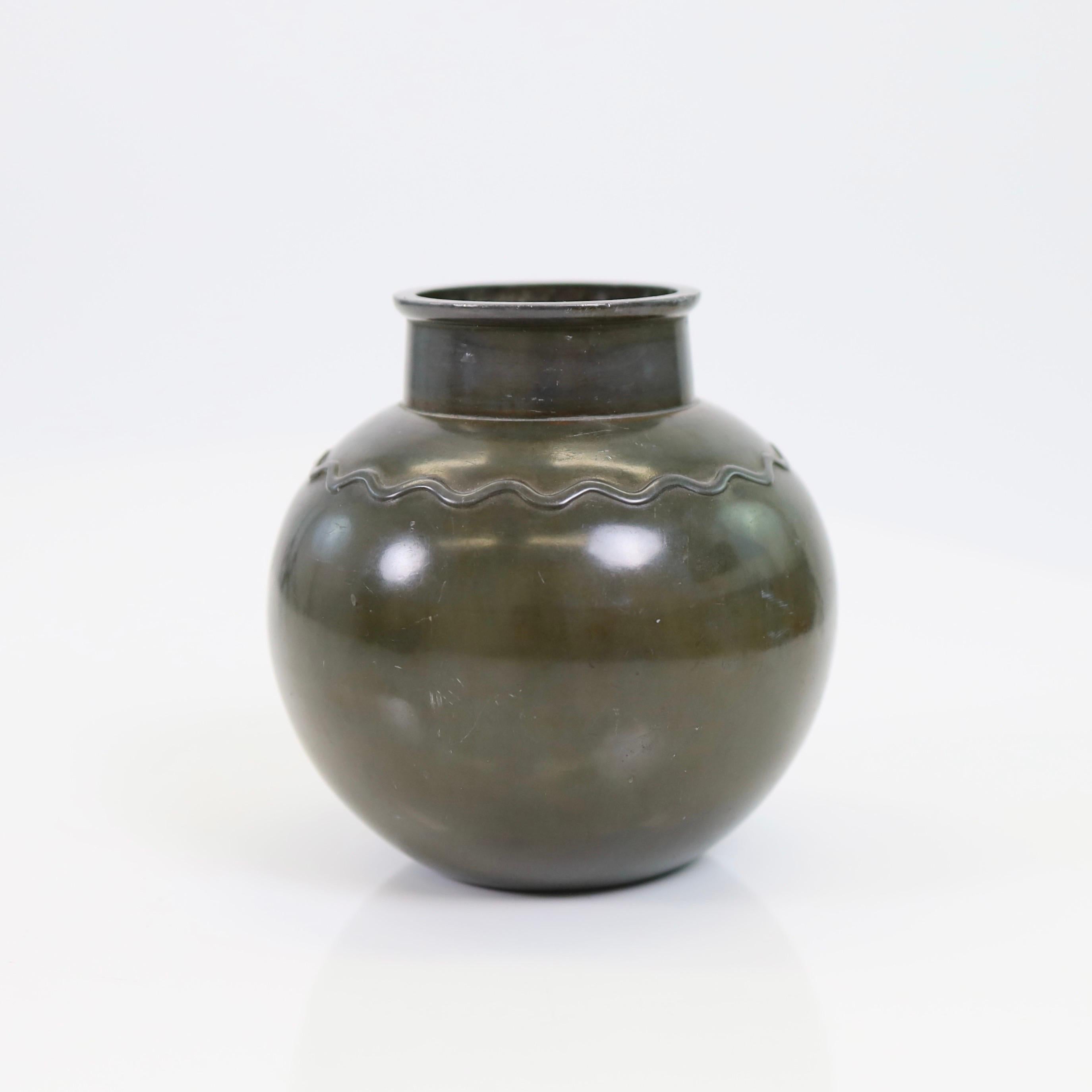 A set of round metal vases by Just Andersen, 1930s, Denmark For Sale 4