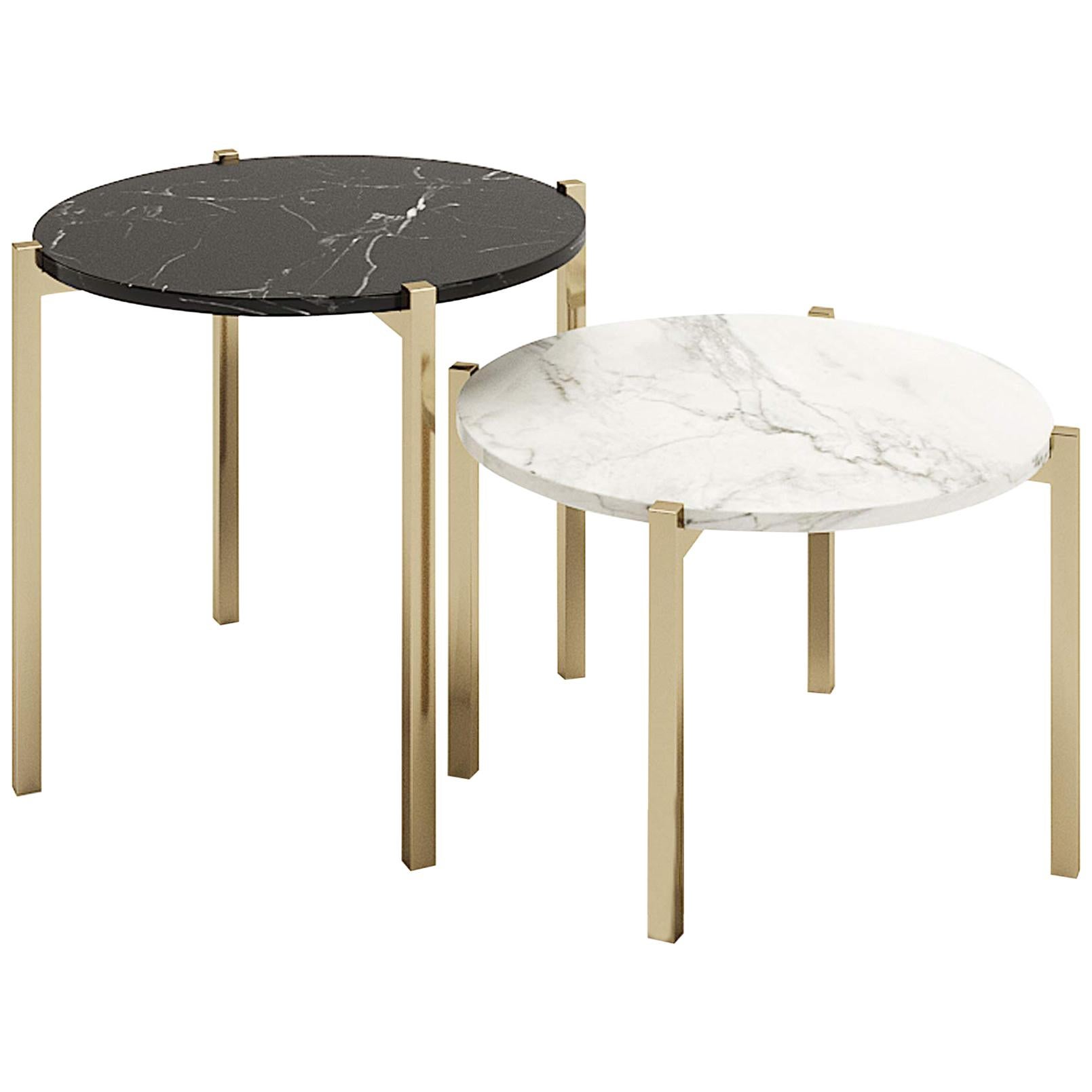 Set aus rundem Tisch, Design-Stil, runder Beistelltisch mit beschichteten Metallbeinen