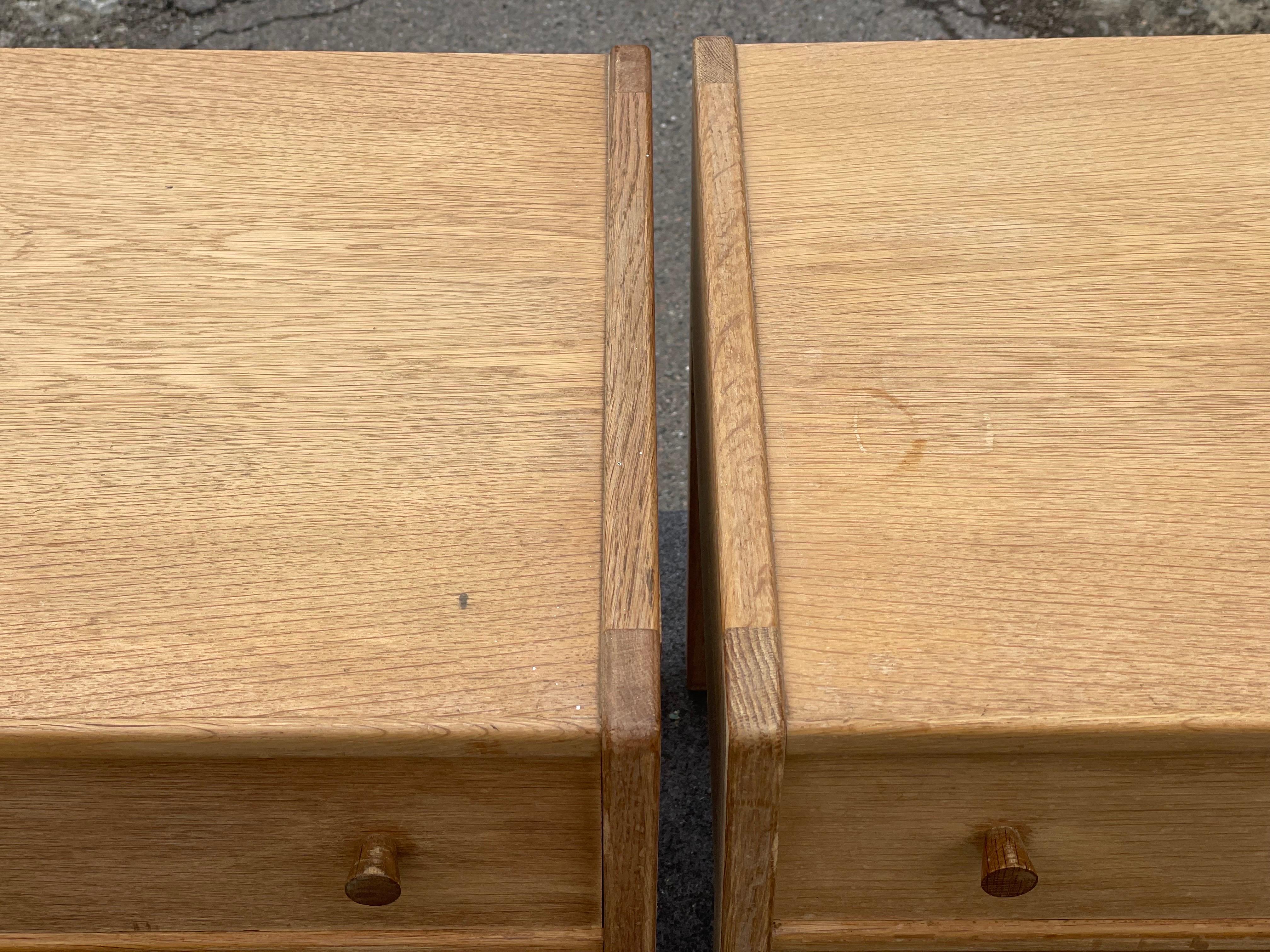 A set of simple Danish oak nightstands from the 1960´s 8