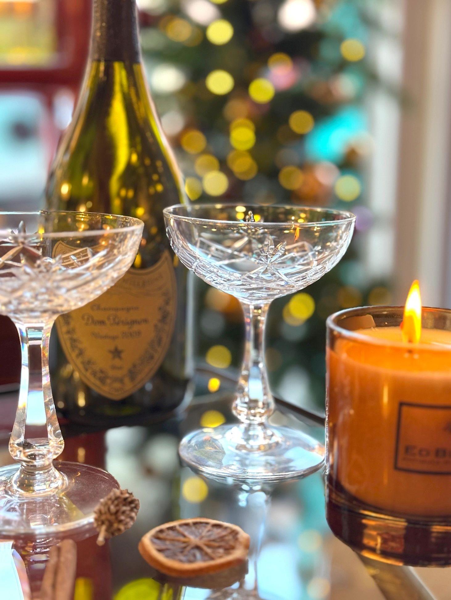 Ensemble de six coupes à champagne en cristal 