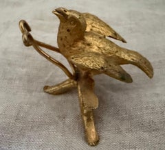 Juego de seis tarjeteros del siglo XIX, de bronce dorado con forma de pájaro