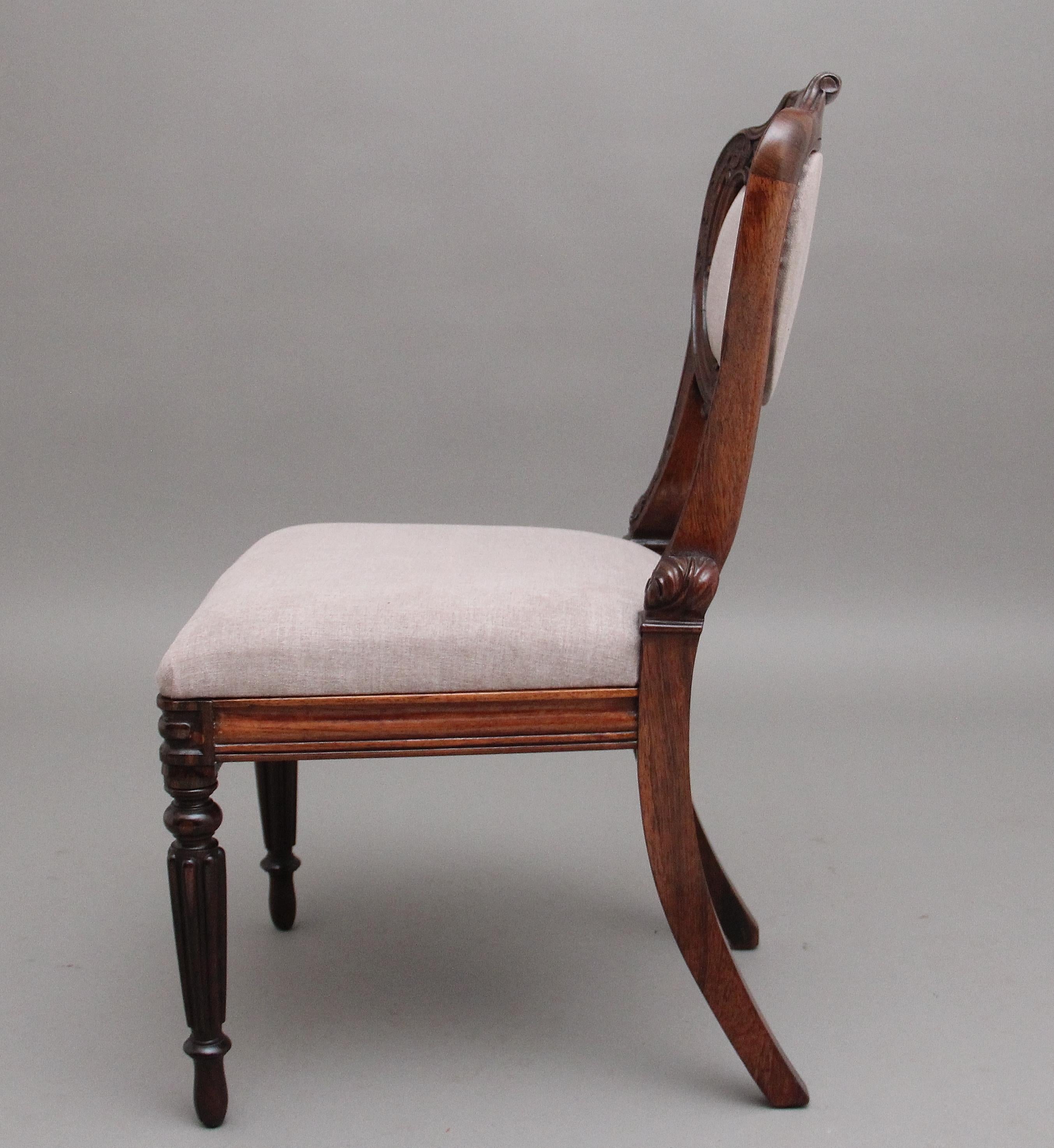 Set of Six Anglo Indian Rosewood Dining Chairs In Good Condition For Sale In Martlesham, GB