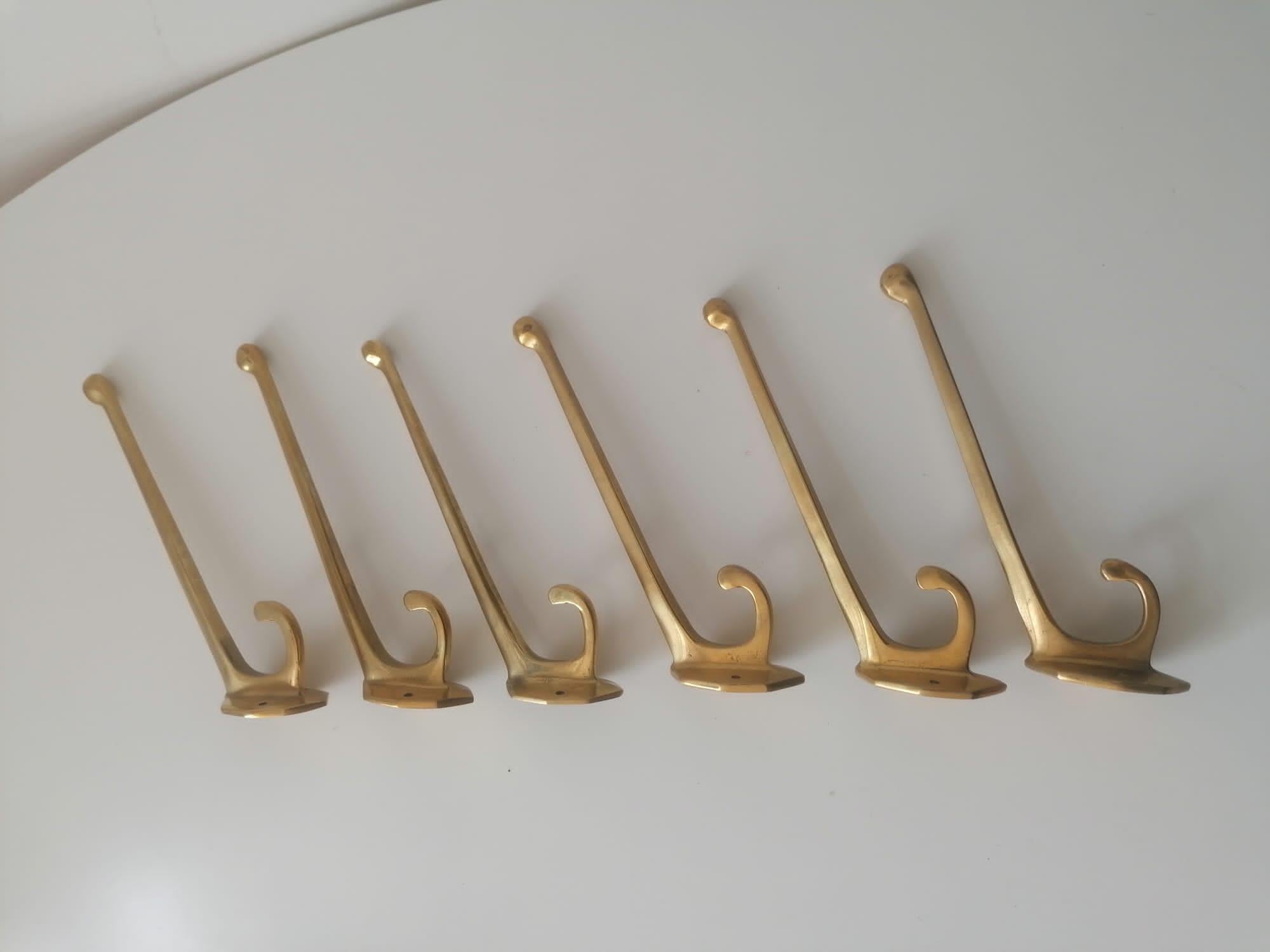 Cast brass made in Austria, circa 1900-1910.
A set of six
Delivery time 3-4 weeks.