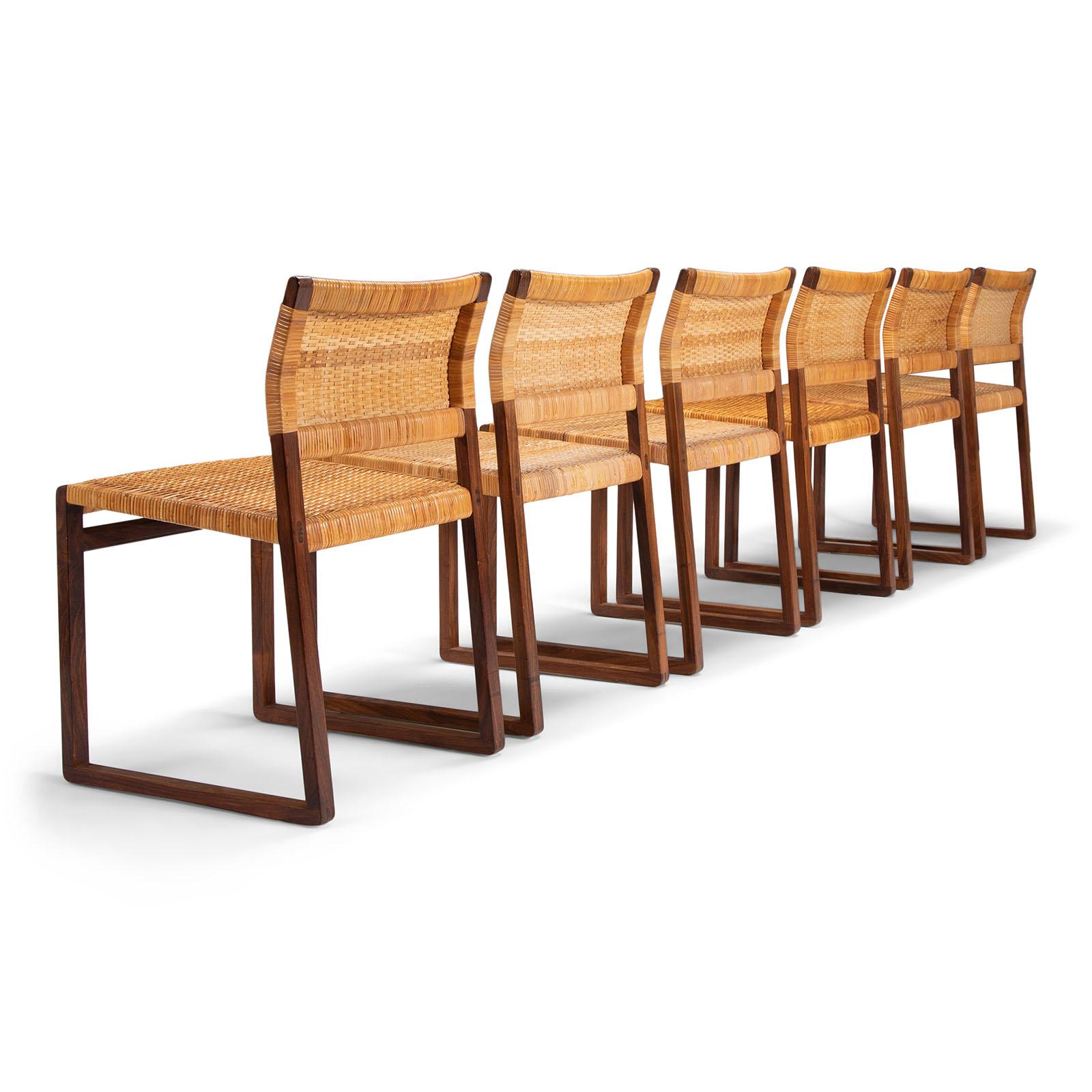 Scandinavian Modern Set of Six Danish Rosewood Dining Chairs by Børge Mogensen For Sale