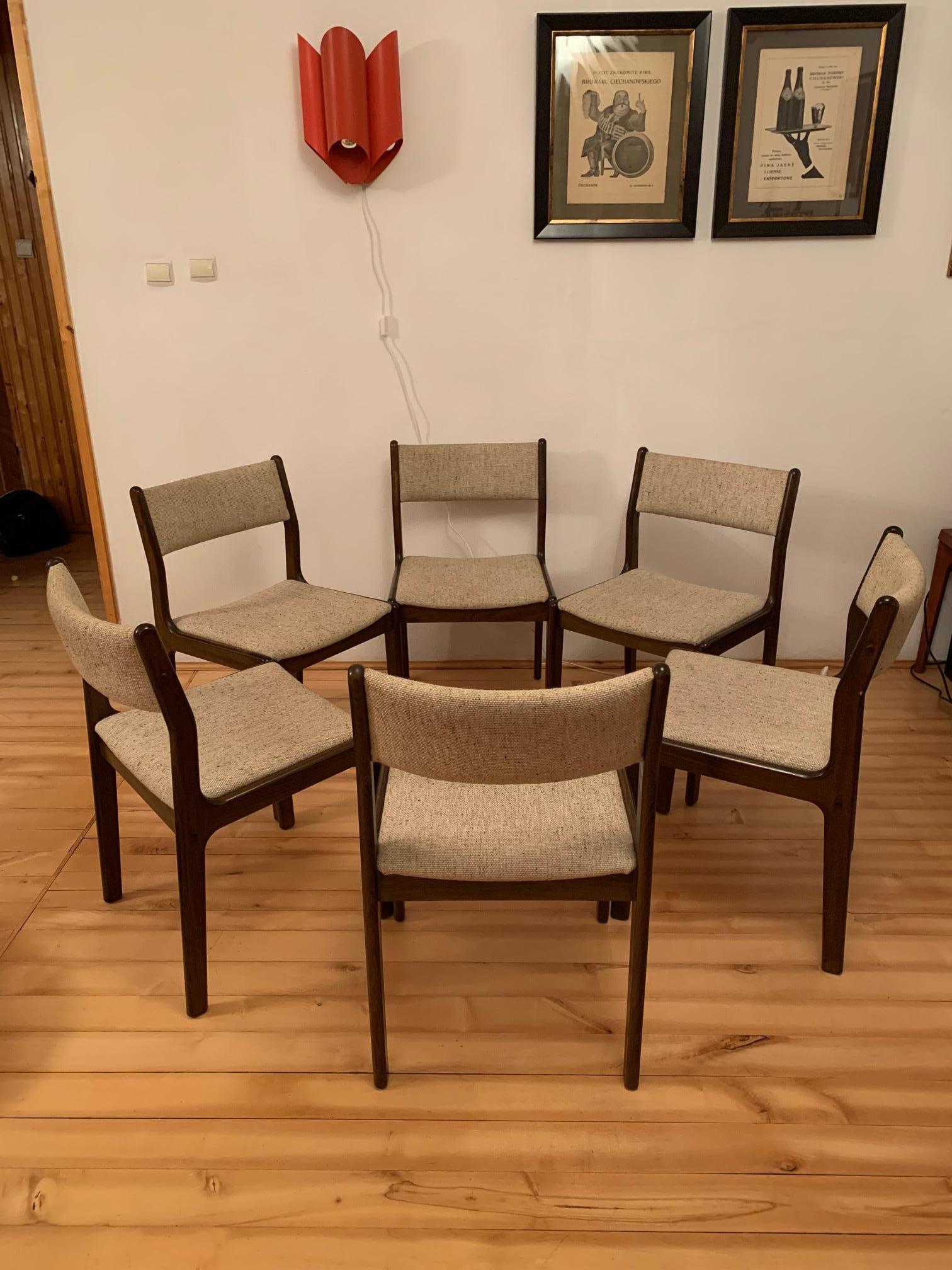 A set of six rosewood chairs designed by Erik Buch, Findahl’s Møbelfabrik, Denmark, 1960s original and signed chairs. Very good condition. Original upholstery made of wool. A Classic, timeless and comfortable form.