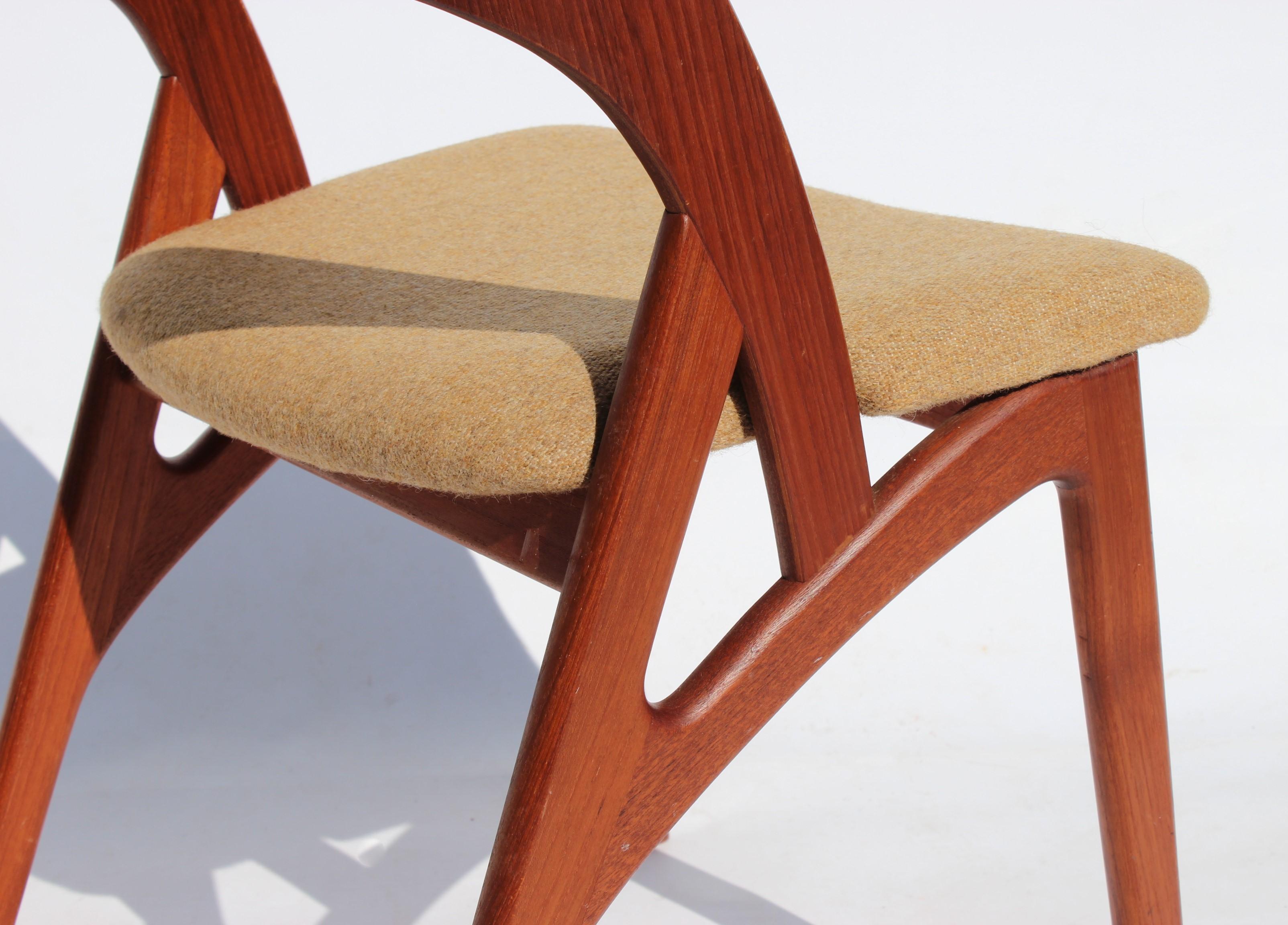 Set of Six Dining Room Chairs in Teak and Light Fabric of Danish Design, 1960s 3
