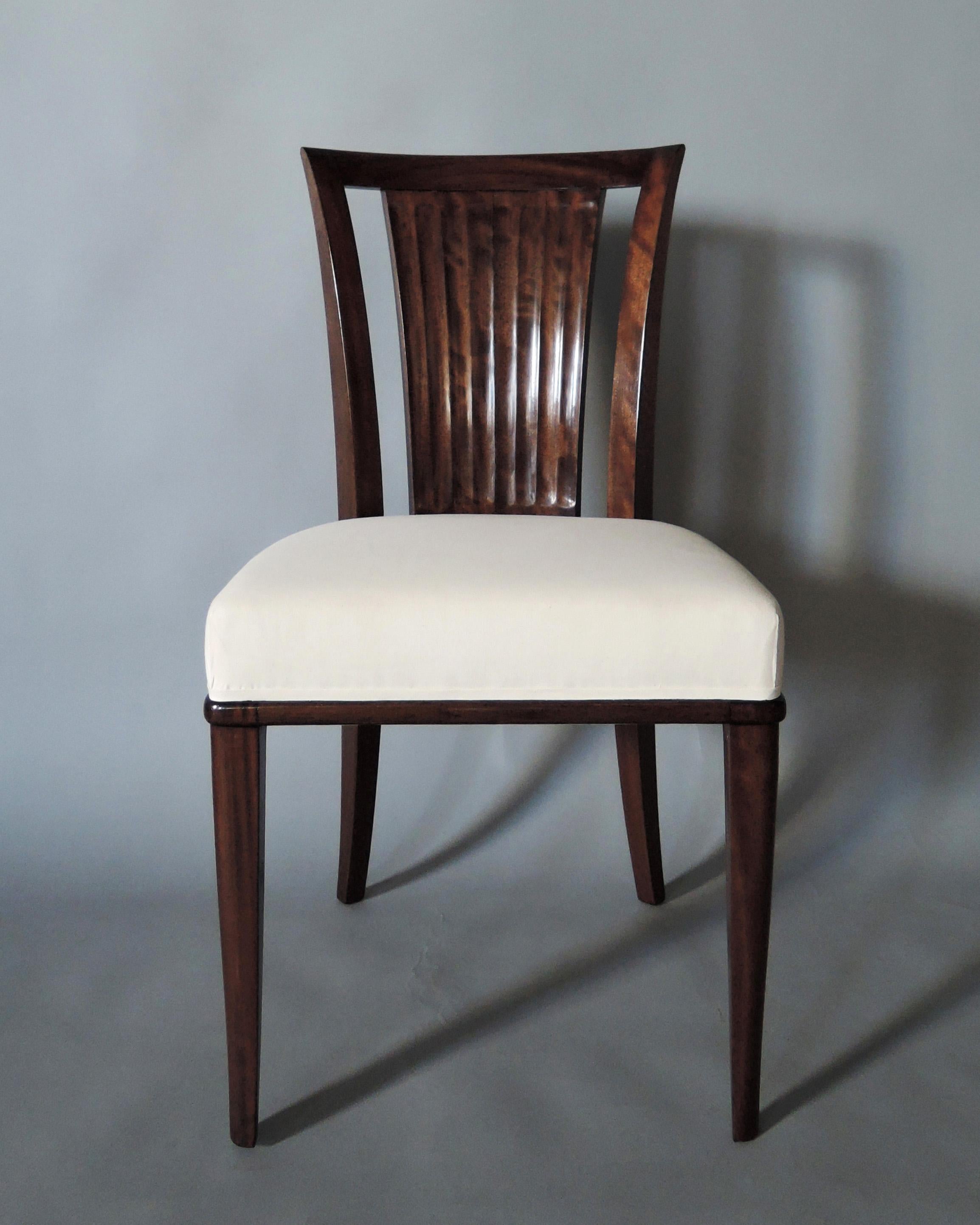 Sechs französische Art-déco-Esszimmerstühle aus Mahagoni von Gaston Poisson im Angebot 5