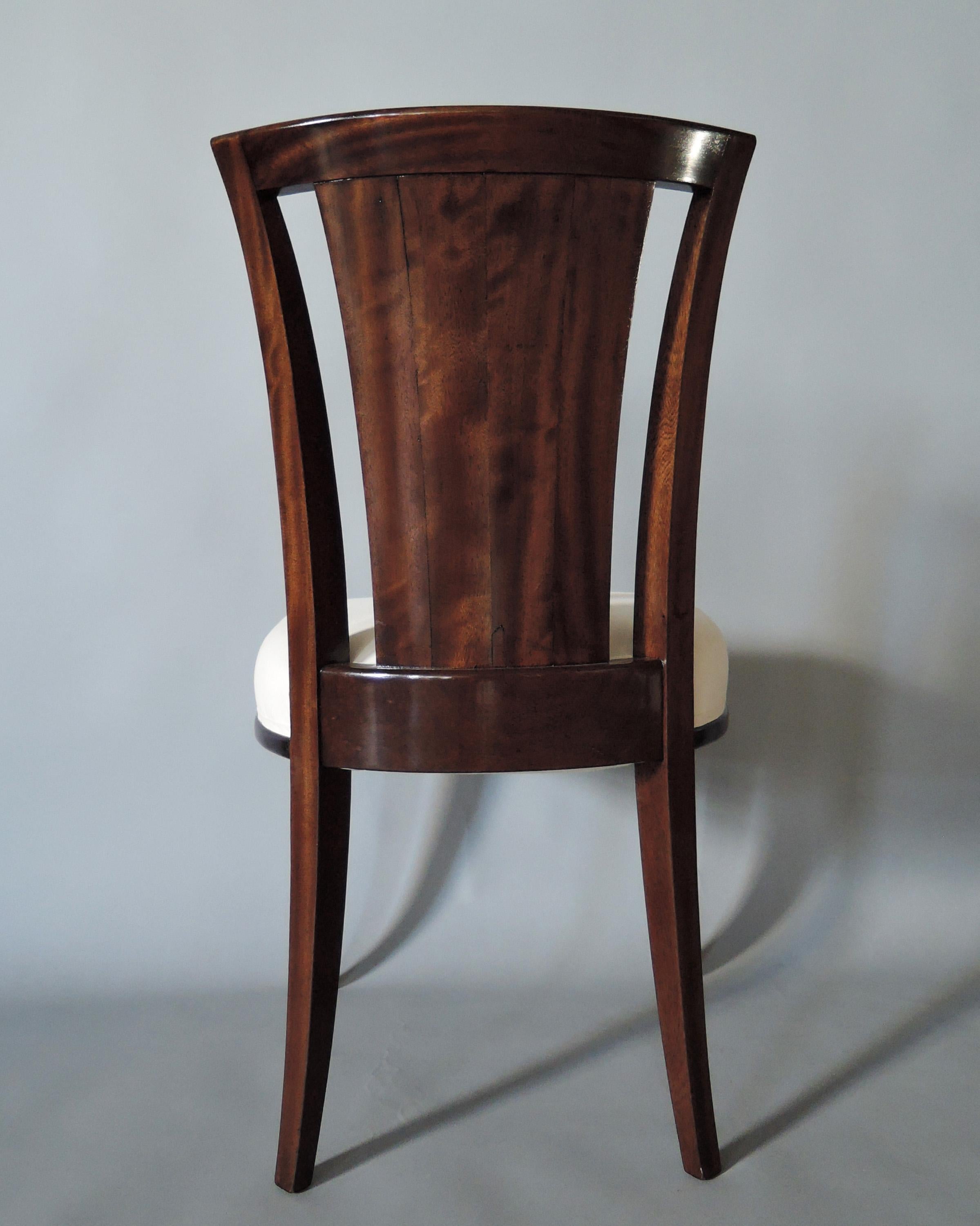 Sechs französische Art-déco-Esszimmerstühle aus Mahagoni von Gaston Poisson im Angebot 8