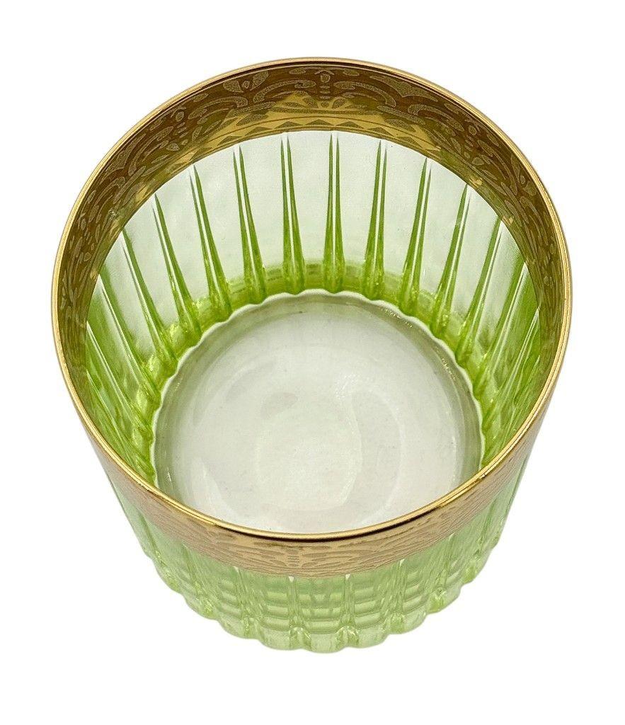 Un ensemble de six gobelets italiens en cristal vert Artemisia avec décorations en or 24 ct. en vente 3