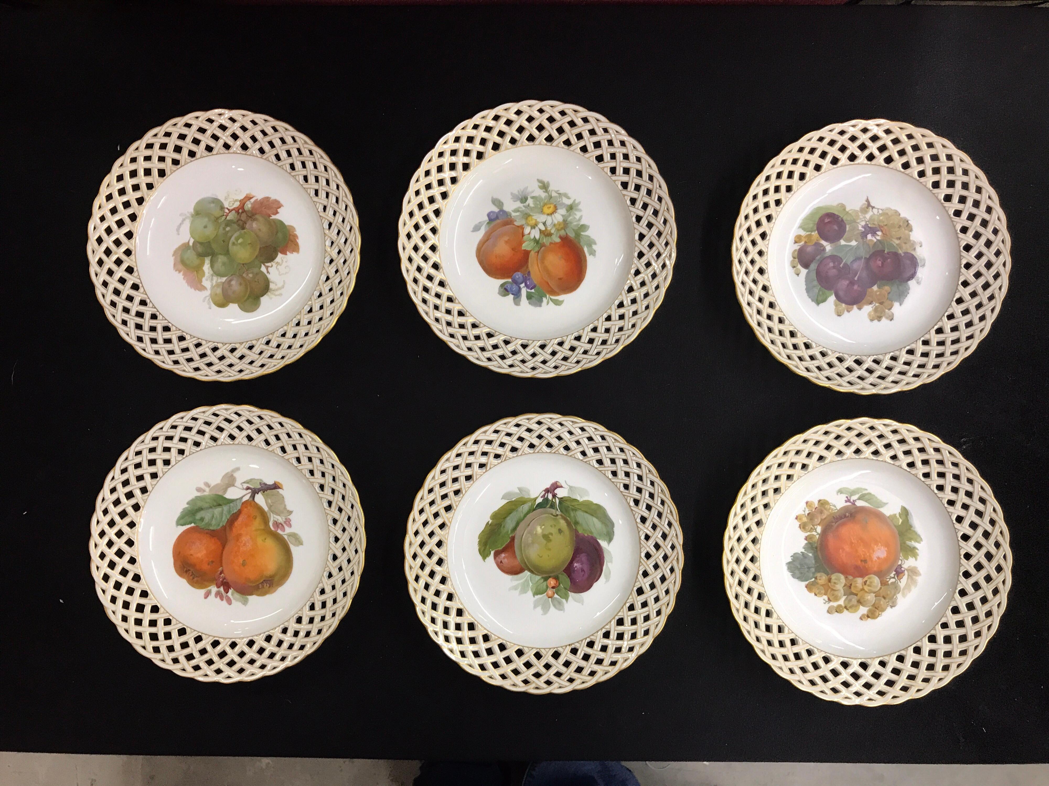 Set of Six KPM Fruit Reticulated Plates For Sale 11