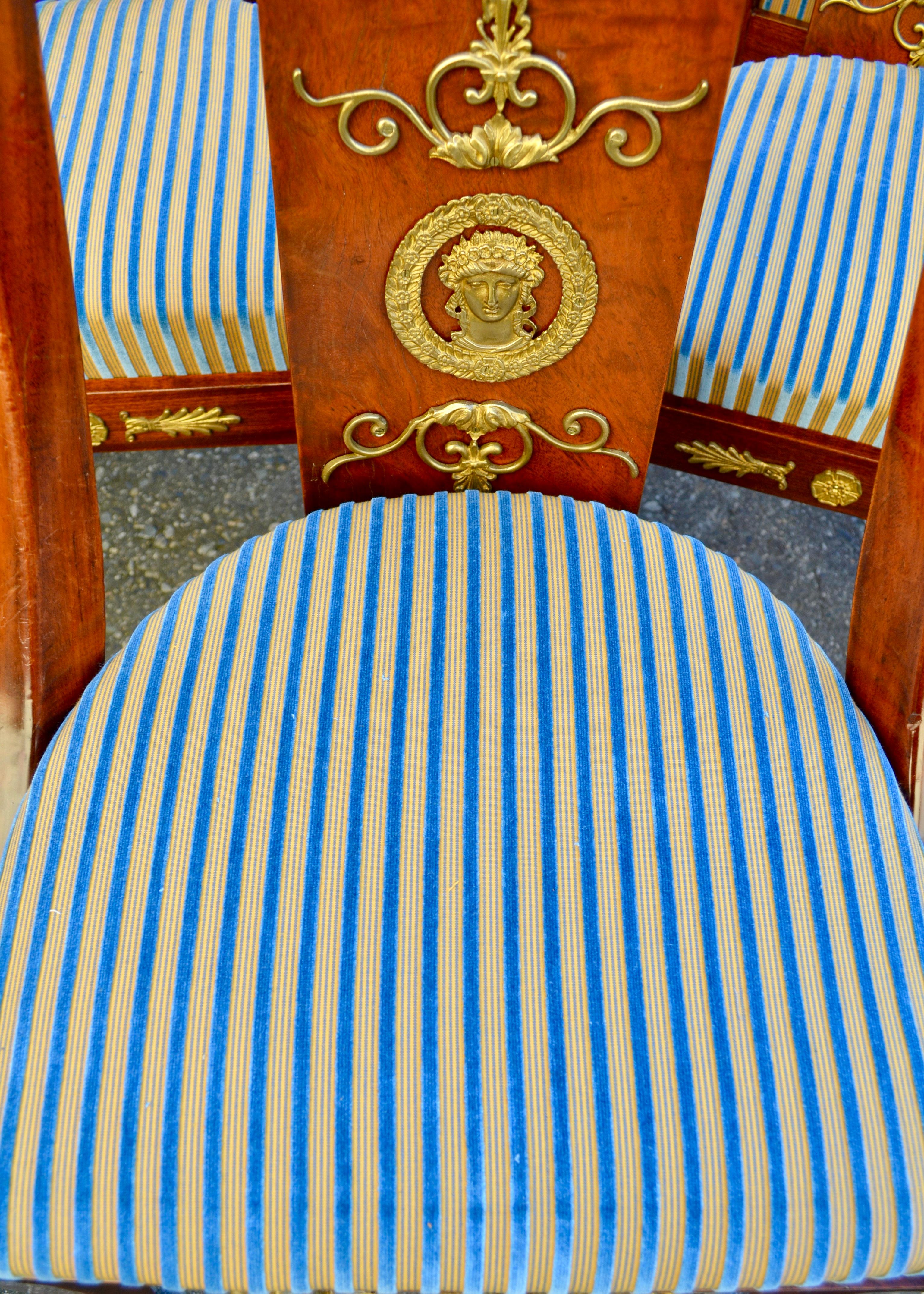 Ensemble de six chaises Gondola de style Empire de la fin du XIXe siècle en vente 7