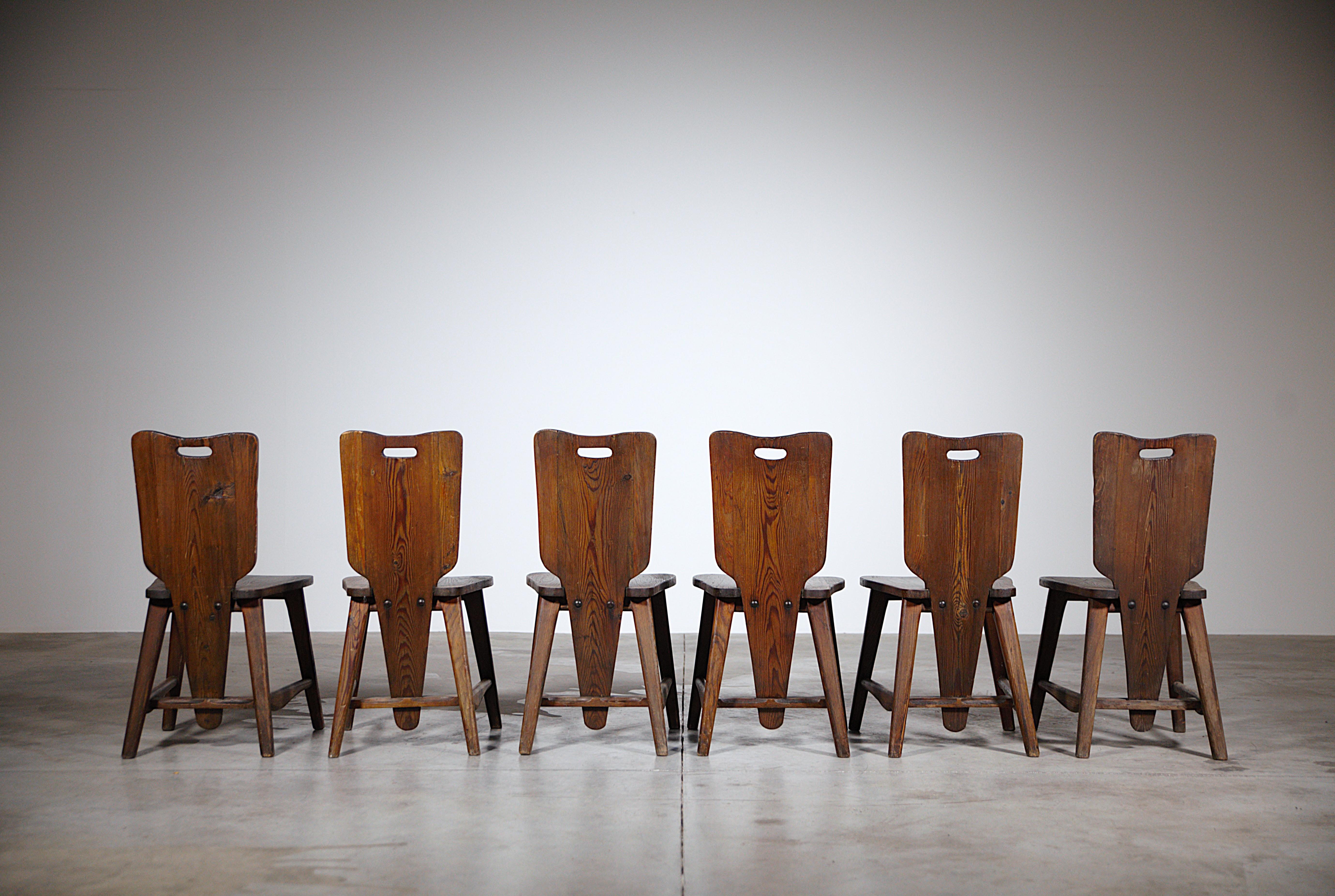 A Set of Six Mountain Chairs by Clément Goyeneche France 1950s For Sale 2