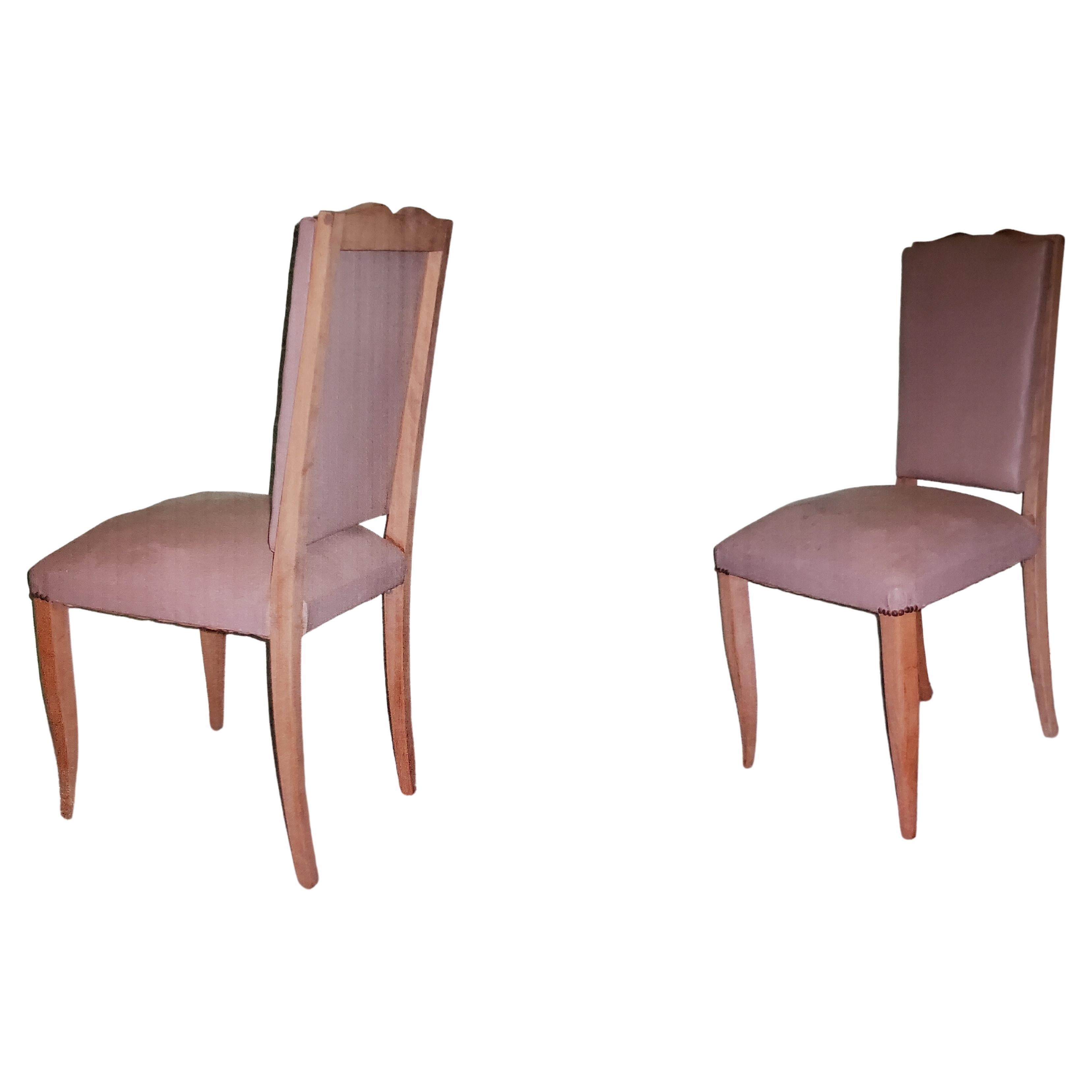 A set of six original French 1940's dining chairs 
Curvilinear, moustache shaped top crest and rectangular shaped lower backrest, featuring elegant cabriole front legs and slightly tapered sculptural splay back legs.
The cushion seats and backs in