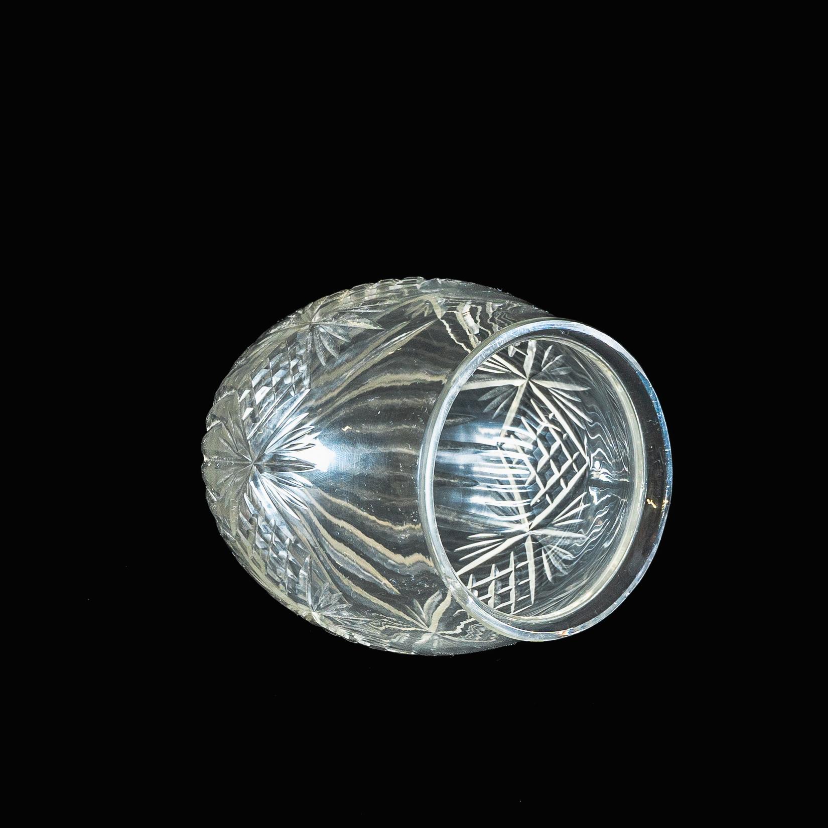 Ein Satz von sechs Ananas-Glasschirmen mit kompliziertem Design im Angebot 10
