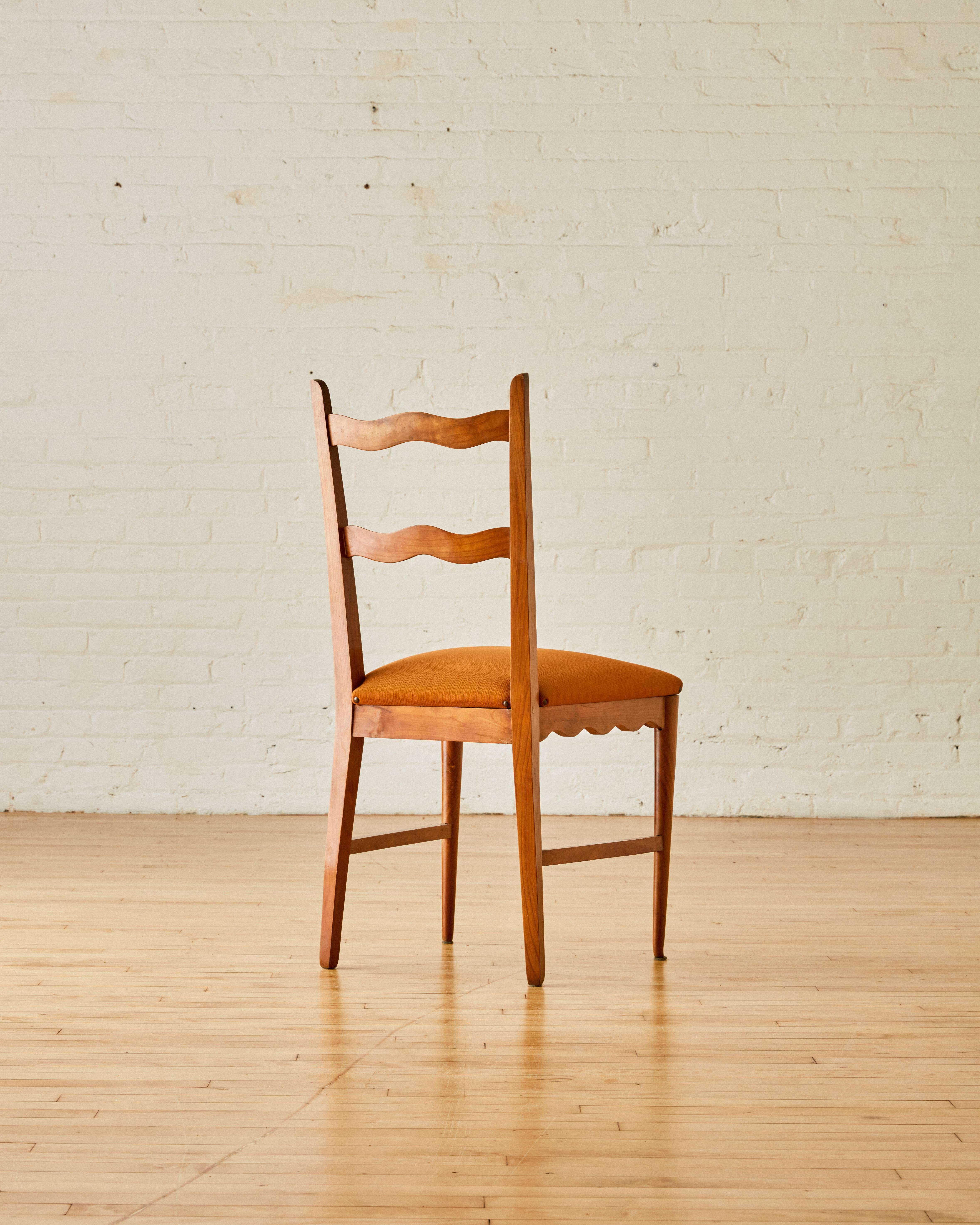 20th Century A set of six scalloped dining chairs attr. to Paolo Buffa