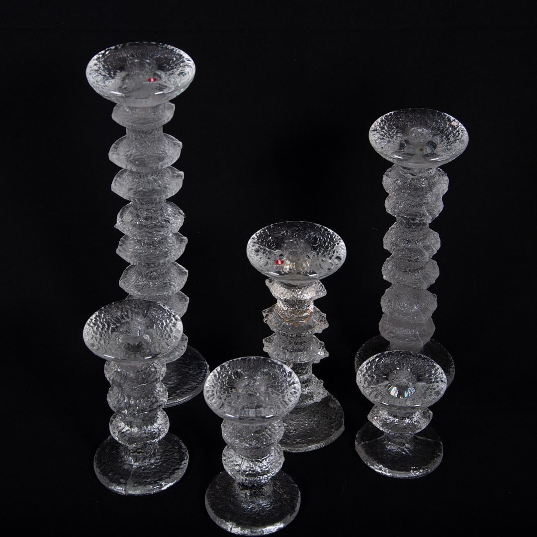 Festivo candlesticks by Timo Sarpaneva for Iittala.
One of the glasses glued see last two pictures.
Glass with bubbles.