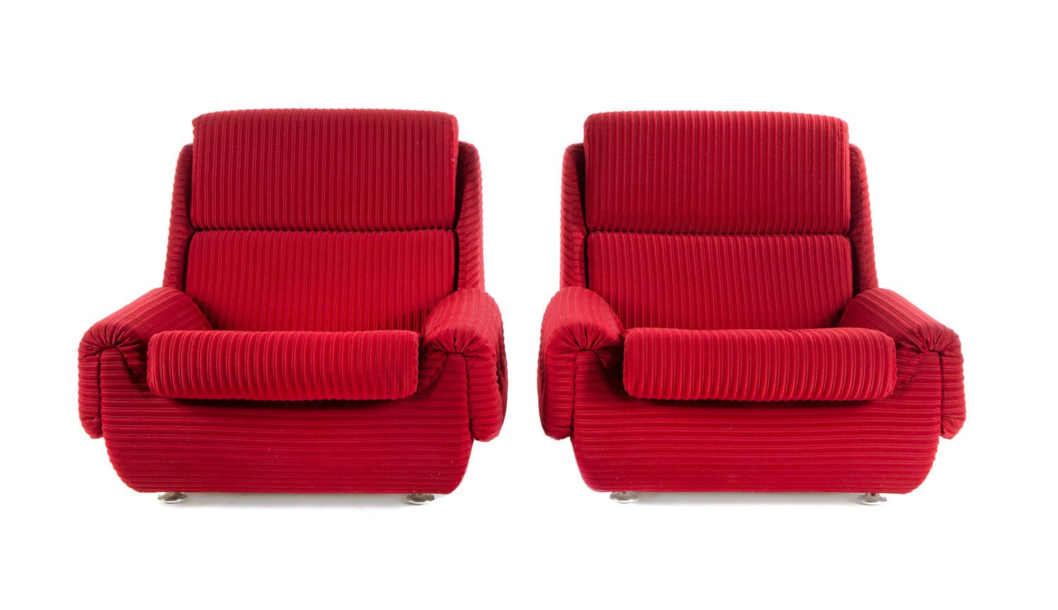A set of Sofa and 2 Arm Chairs by Jitona Soběslav, 1970s For Sale 3