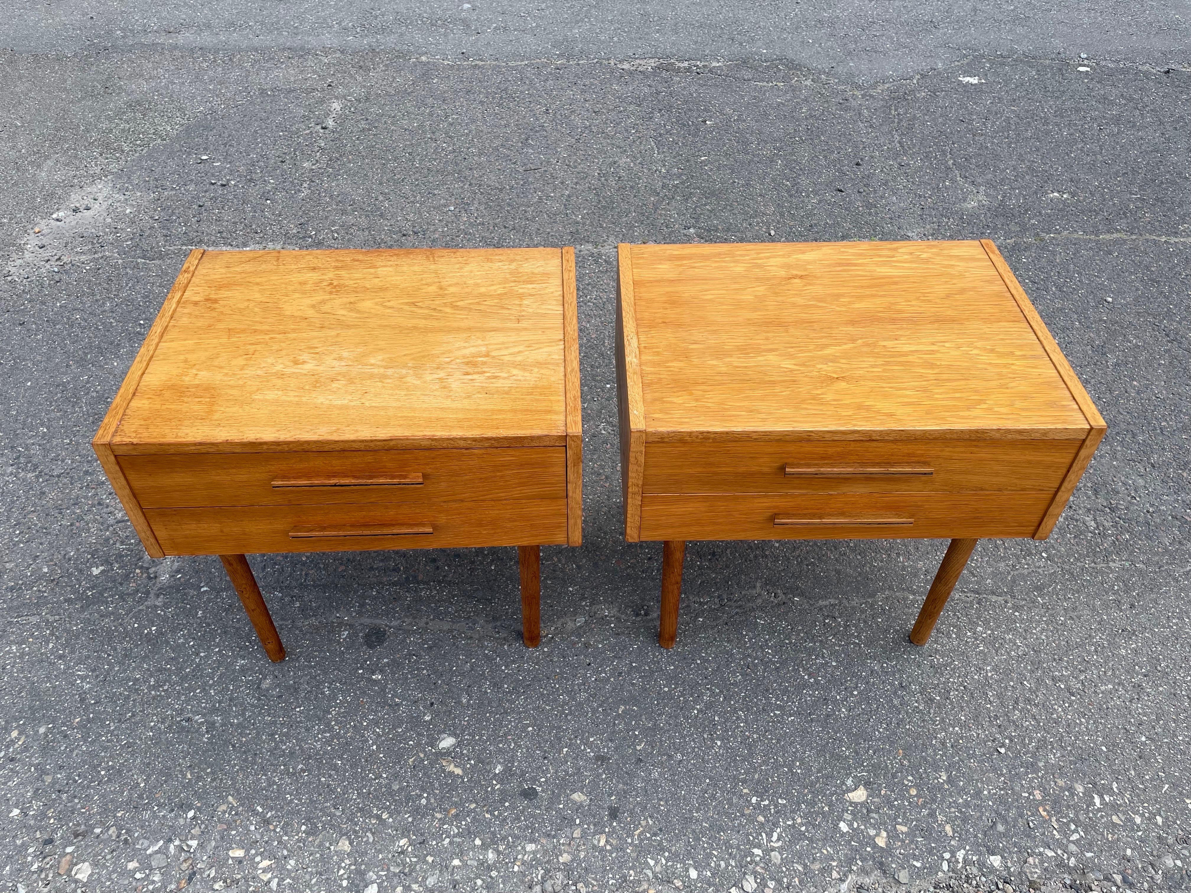 Set of Spacious Danish Mid-Century Modern Nightstands from the 1960s For Sale 7