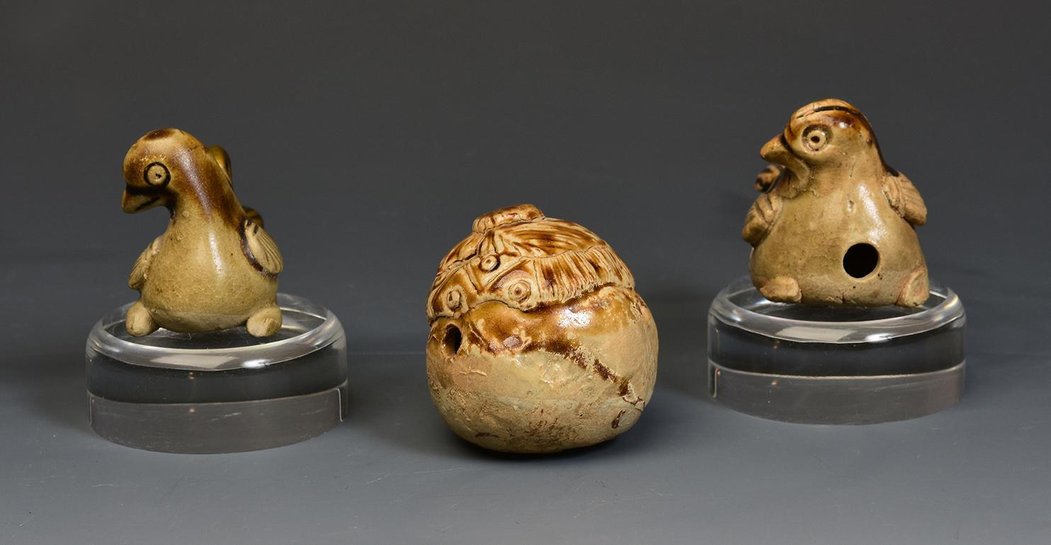 Sculpté à la main Ensemble d'instruments de musique en forme d'oiseau de la dynastie Tang, poterie chinoise ancienne