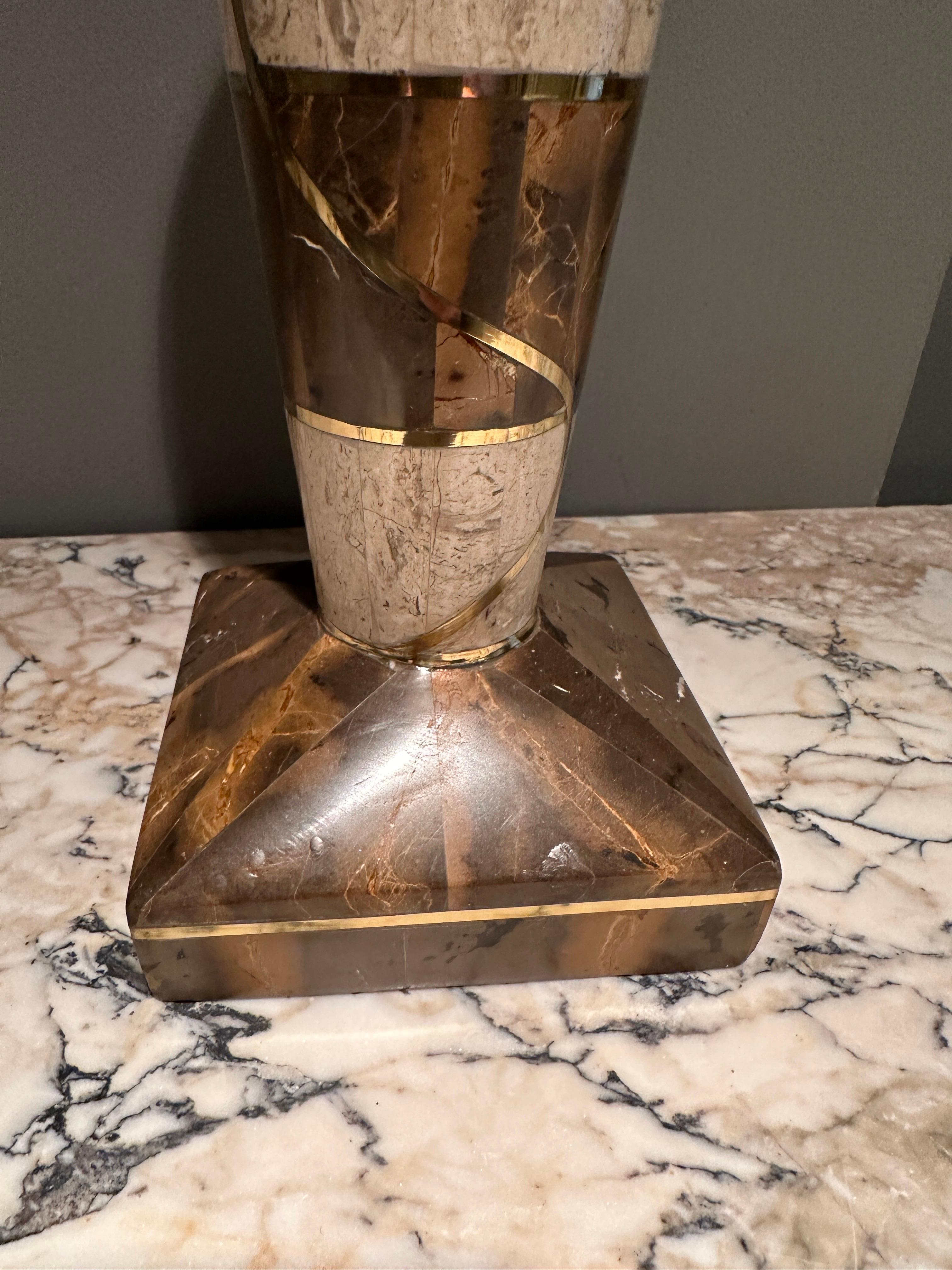 A Set Of Tea Candle Holders In Tessellated Marble And Brass By Maitland Smith  In Good Condition For Sale In London, GB