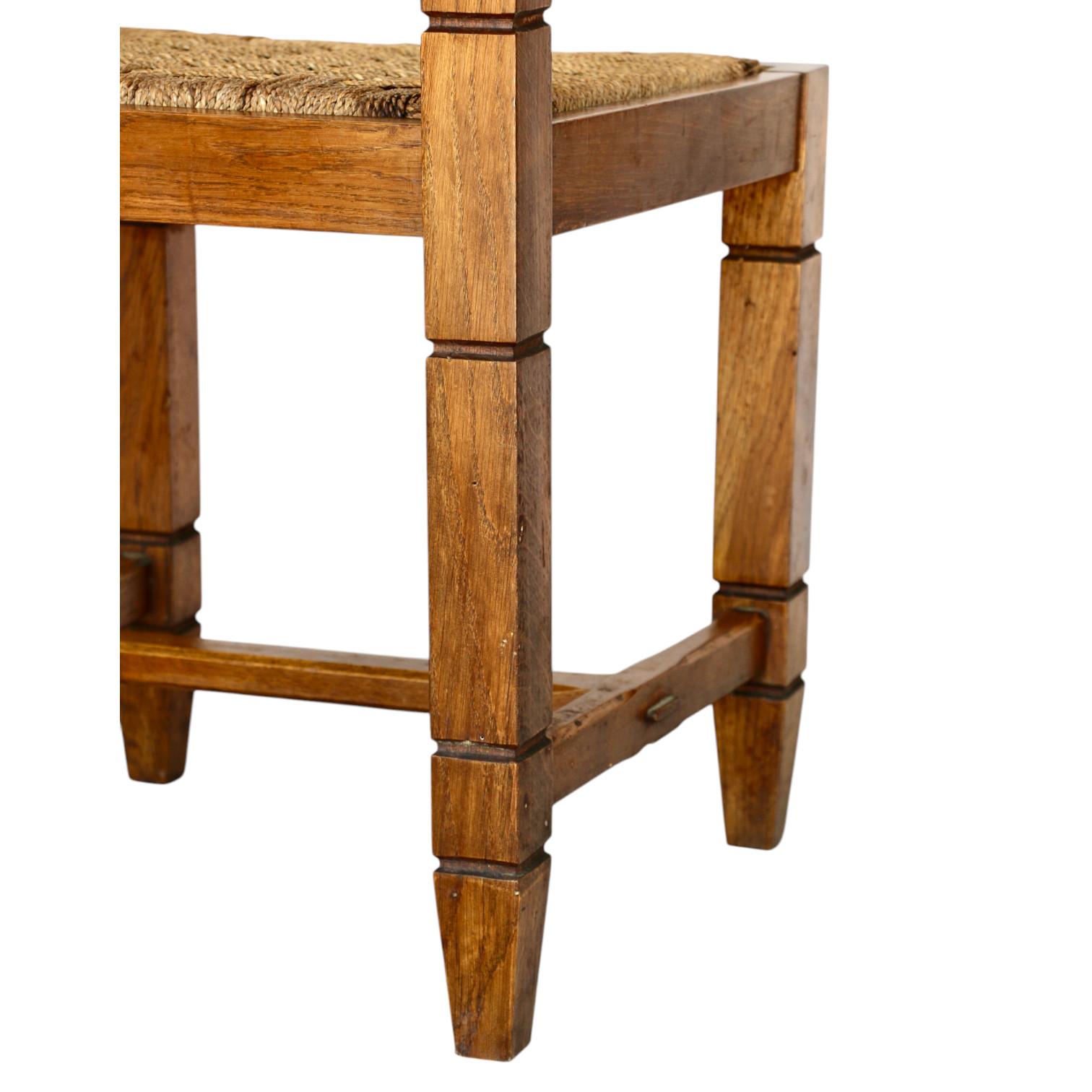 Un ensemble de dix chaises. Italie années 40. en vente 7