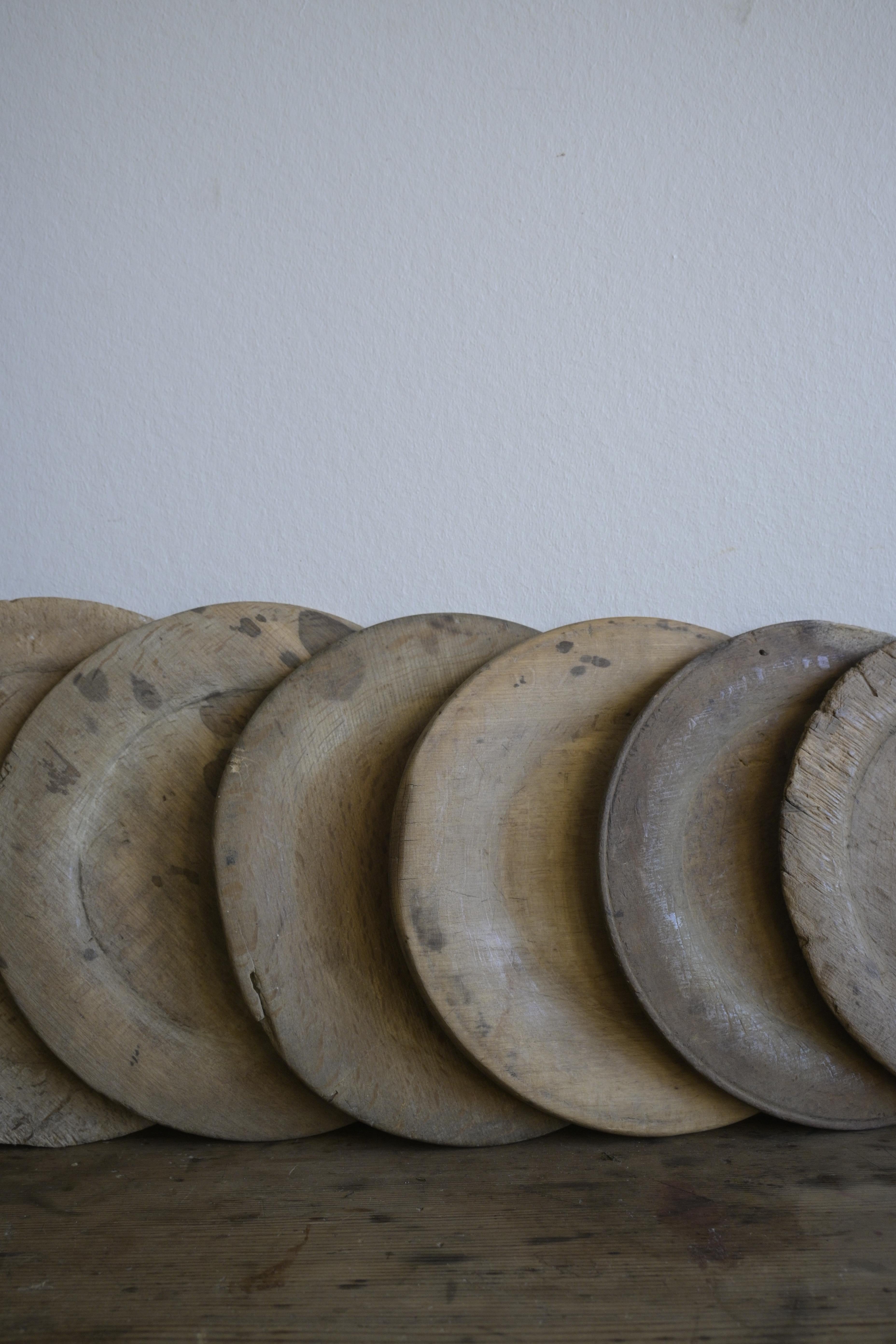 Conjunto de diez pequeños platos suecos ca 1850 Abedul en venta
