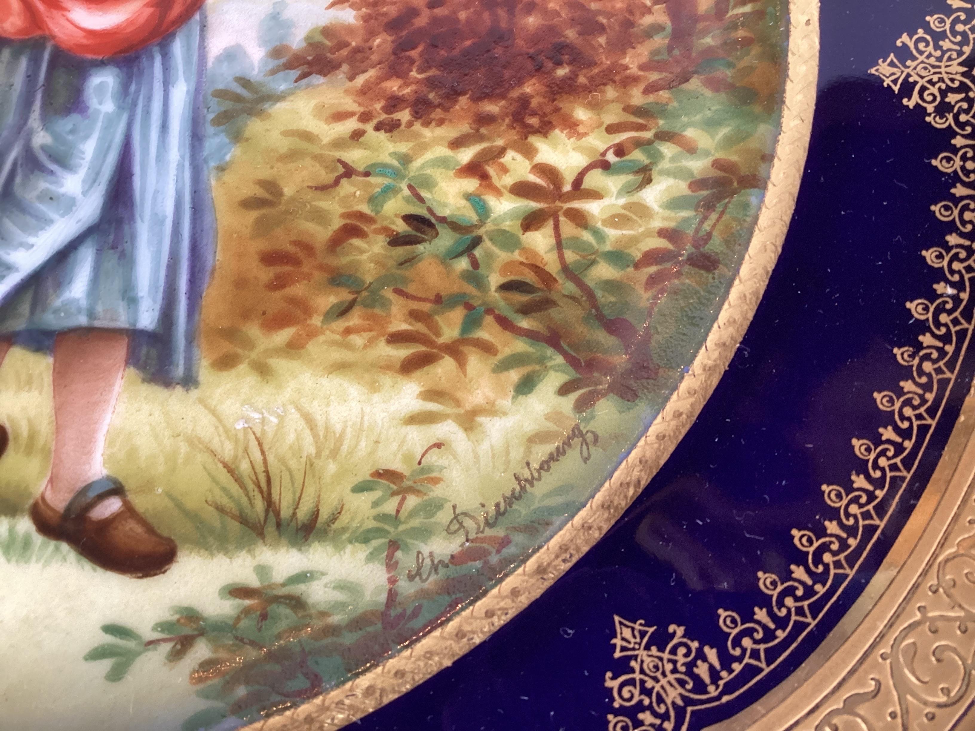 Ensemble de trois assiettes de cabinet en porcelaine de Sèvres des années 1840 en vente 3