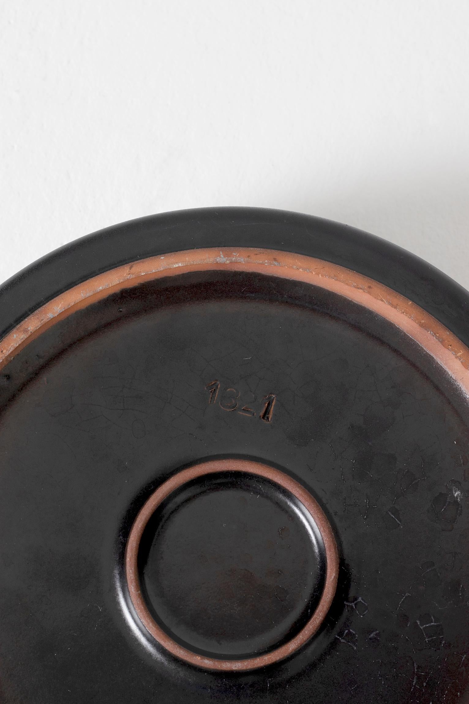 Set of Three 1950s Black Ceramic Bowls In Good Condition In London, GB