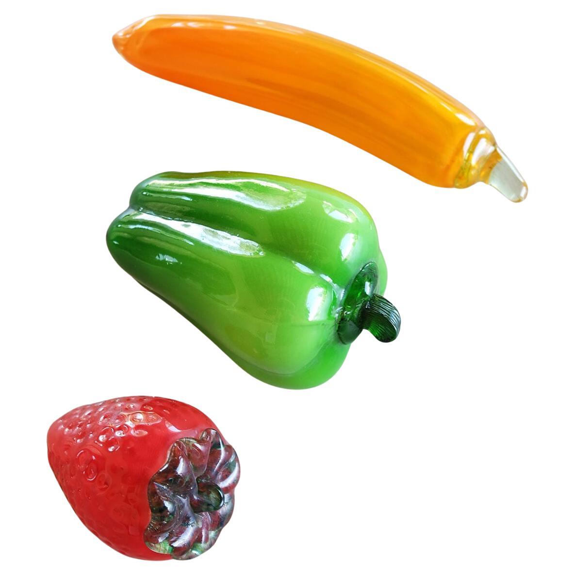 A set of three 1980s HandBlown glass Fruit and Pepper Set For Sale at