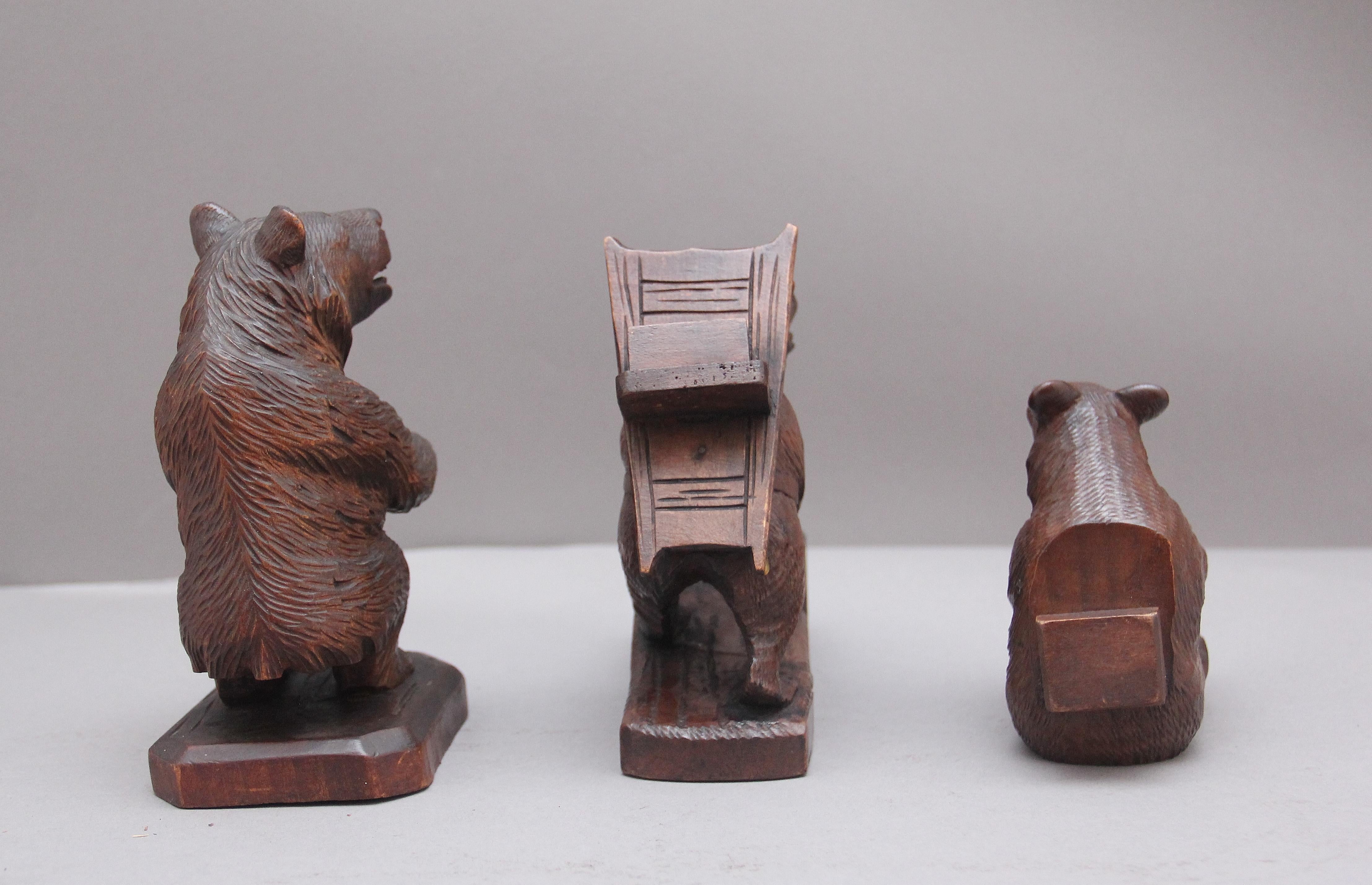 Set of Three 19th Century Black Forest Carvings of Bears in Different Poses In Good Condition For Sale In Martlesham, GB